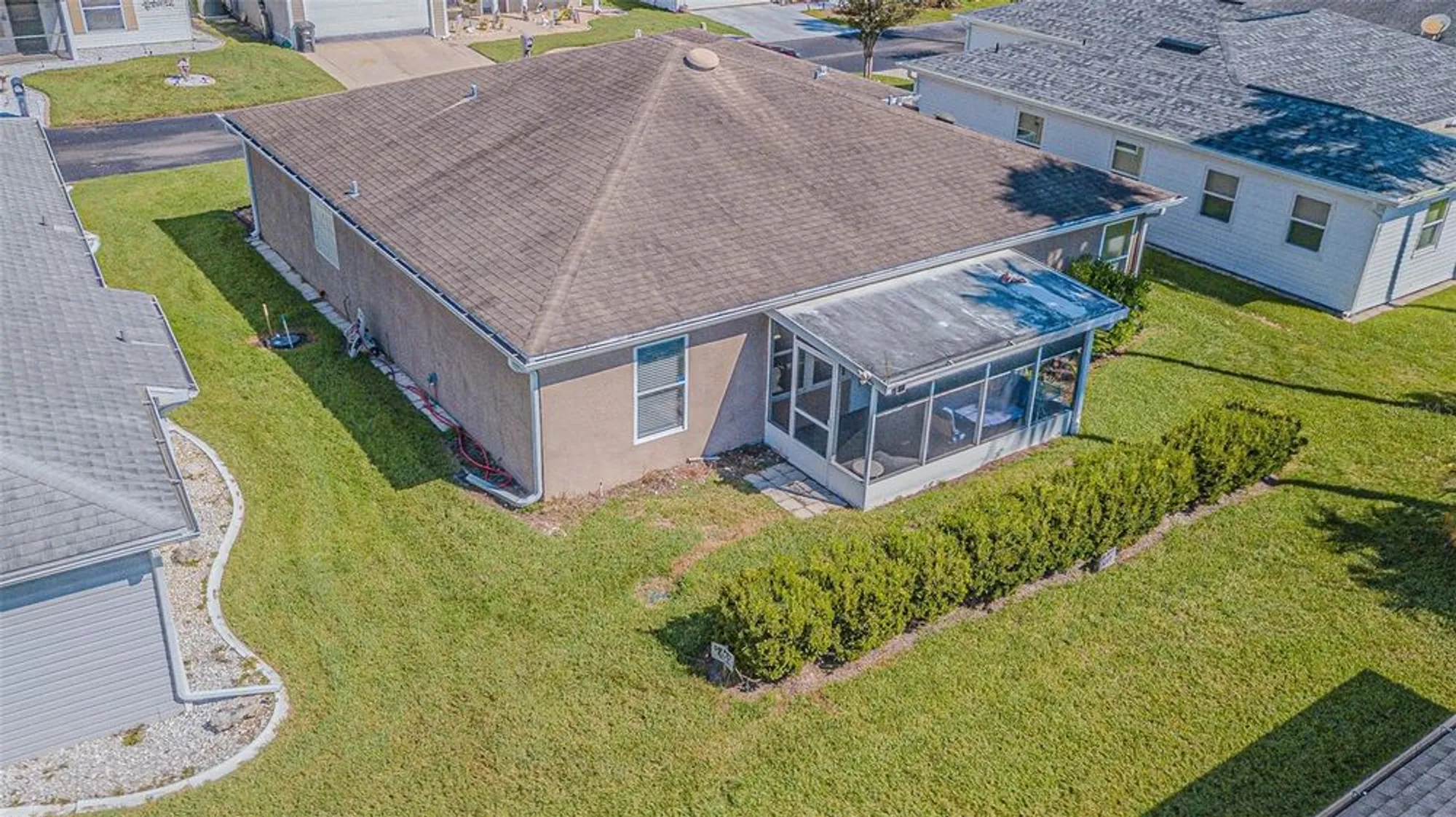 Property Slideshow image 31 of 37 | 29350 zeller ave, San Antonio, FL, 33576