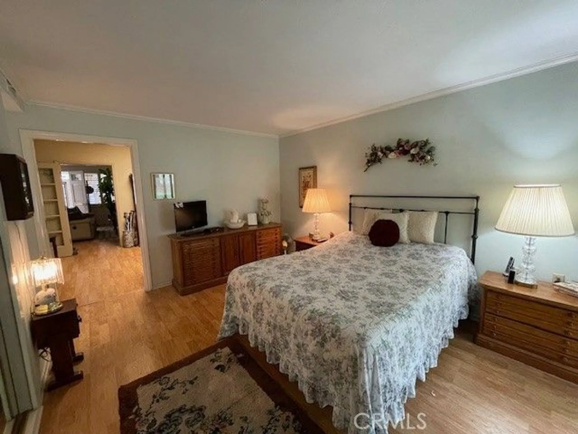 Property Slideshow image 13 of 19 | 13360 del monte dr apt 2b, Seal Beach, CA, 90740