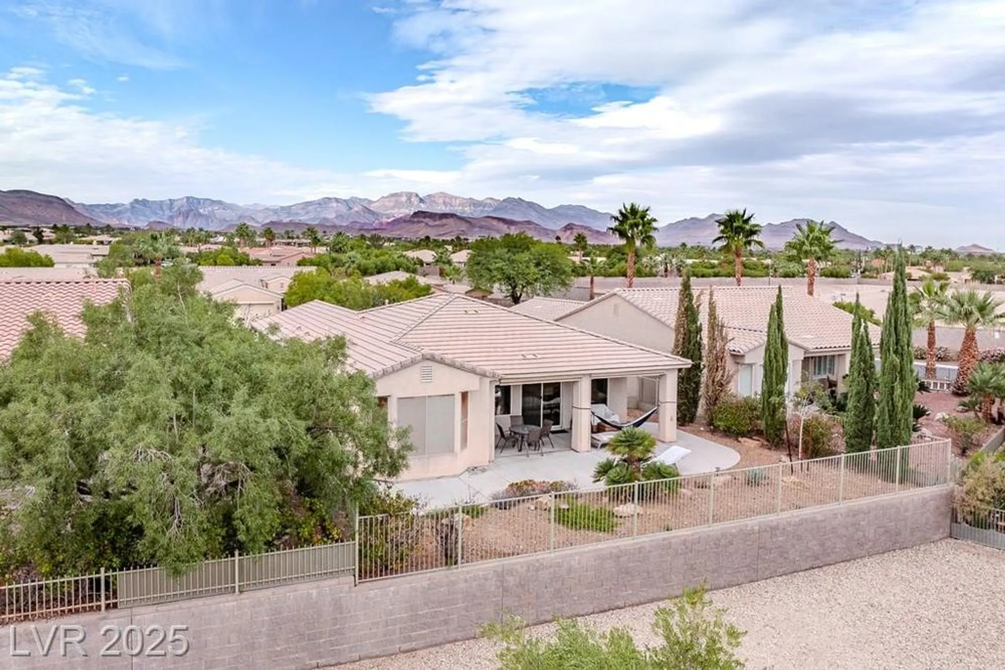 Property Slideshow image 38 of 65 | 5110 silenzio st, Las Vegas, NV, 89135
