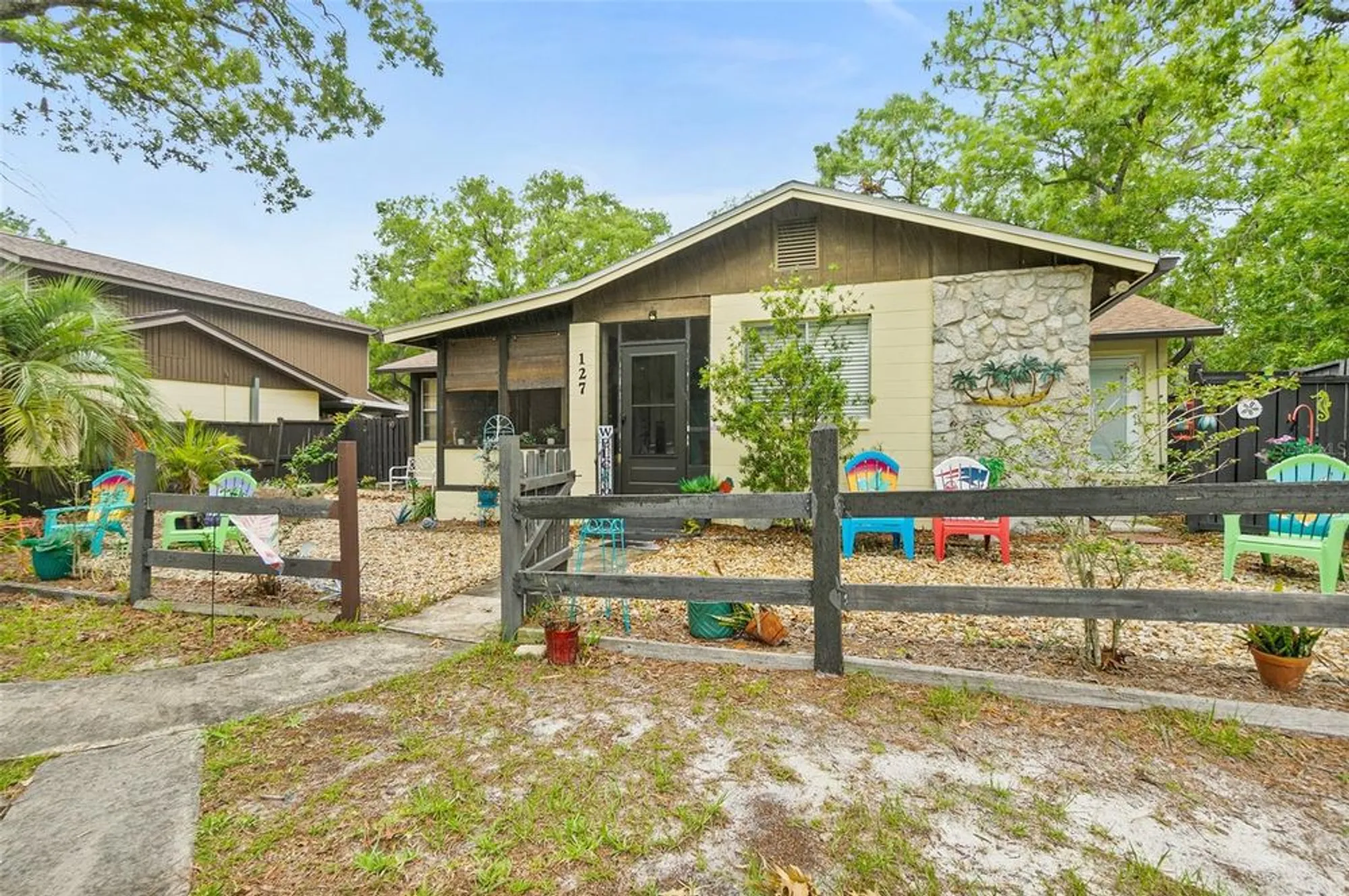 Property Slideshow image 1 of 38 | 127 cypress pond rd, Port Orange, FL, 32128