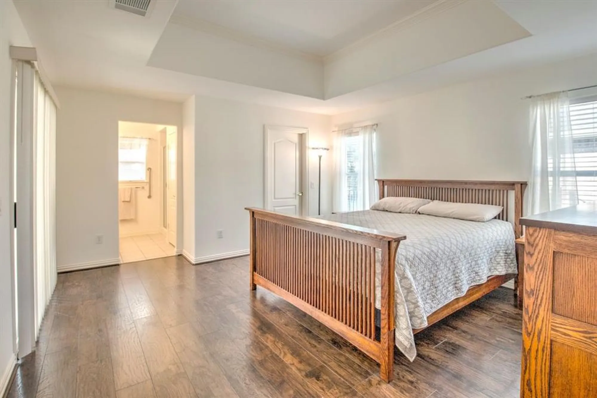 Property Slideshow image 22 of 35 | 9605 orangewood trl, Denton, TX, 76207