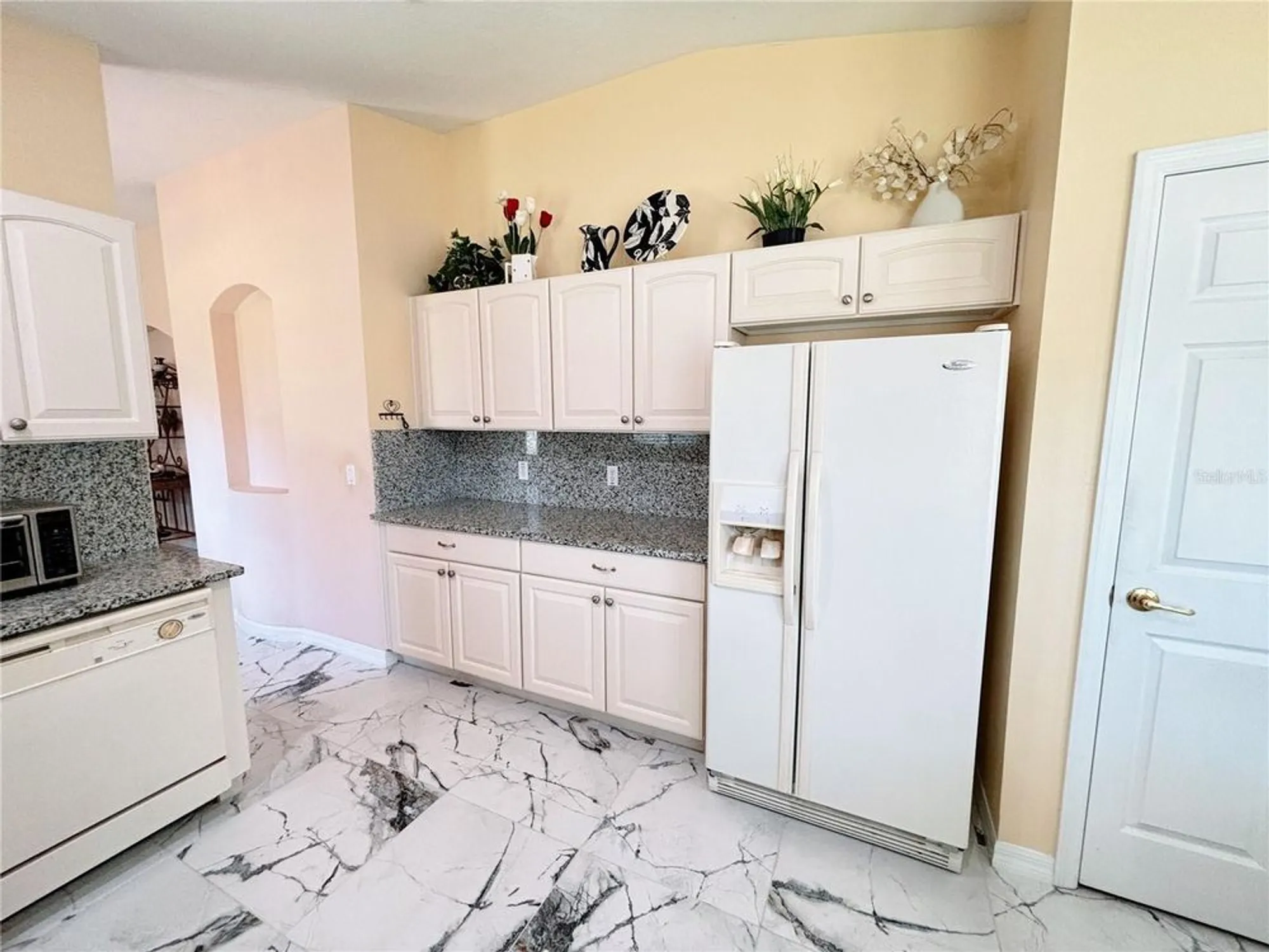 Property Slideshow image 16 of 65 | 432 grand canal dr, Poinciana, FL, 34759