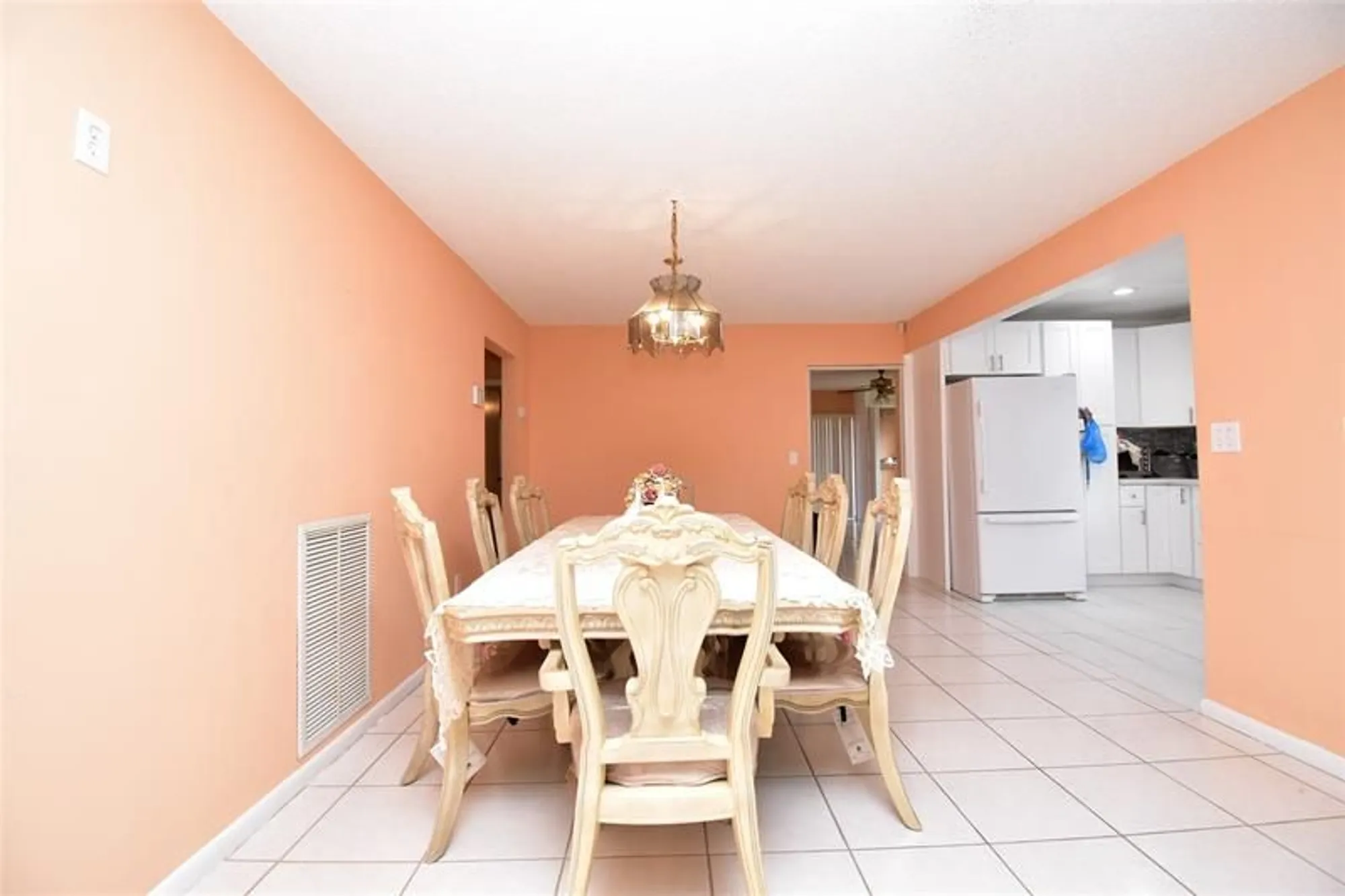 Property Slideshow image 8 of 30 | 3305 silver buttonwood dr, Greenacres, FL, 33463