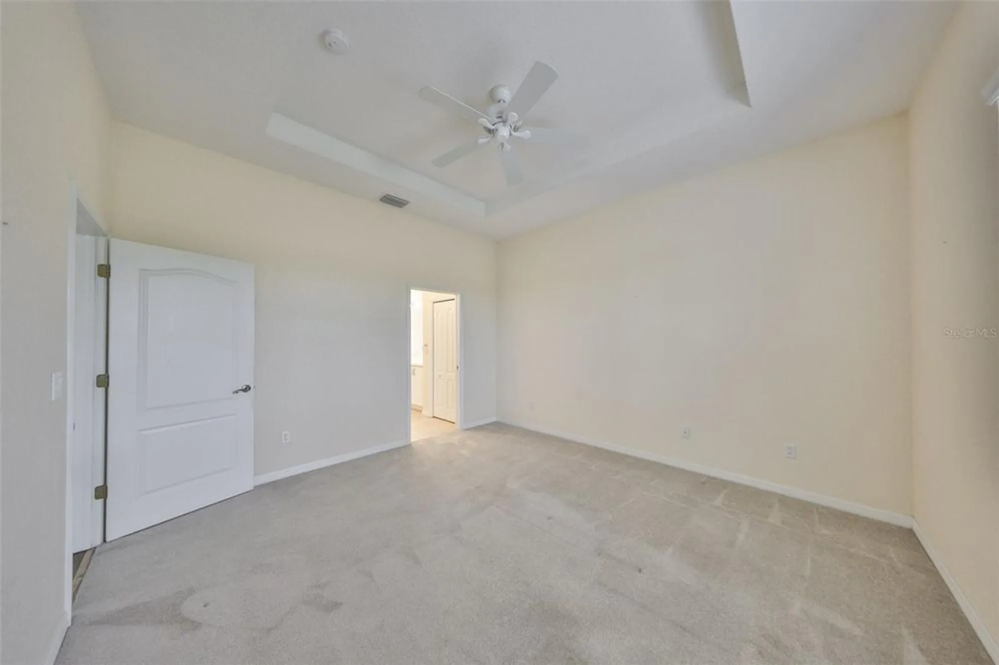 Property Slideshow image 24 of 41 | 1043 regal manor way, Sun City Center, FL, 33573