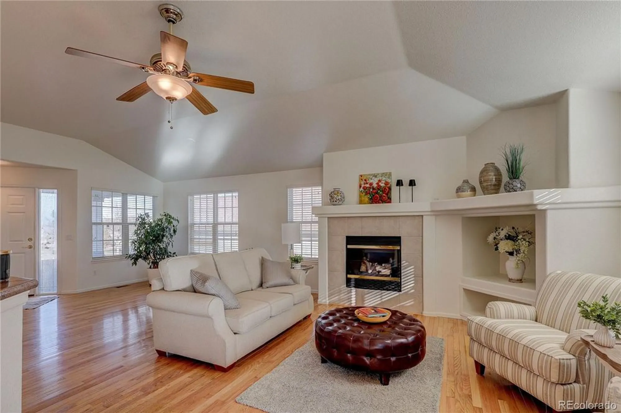 Property Slideshow image 9 of 45 | 22460 e heritage pkwy, Aurora, CO, 80016