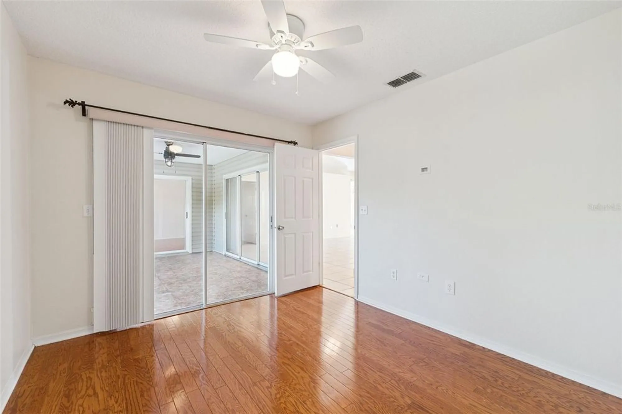 Property Slideshow image 14 of 29 | 29327 zeller ave, San Antonio, FL, 33576