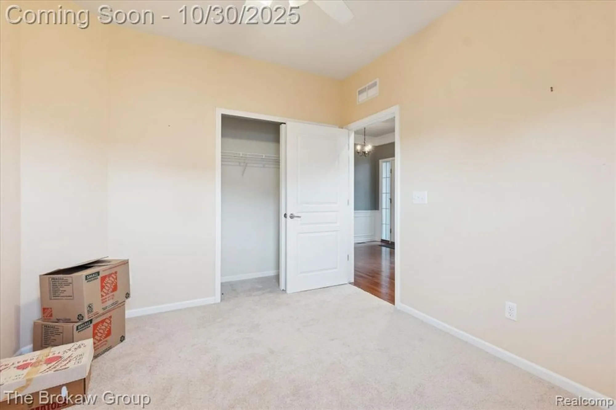 Property Slideshow image 31 of 49 | 6334 prairie dunes dr, Grand Blanc, MI, 48439