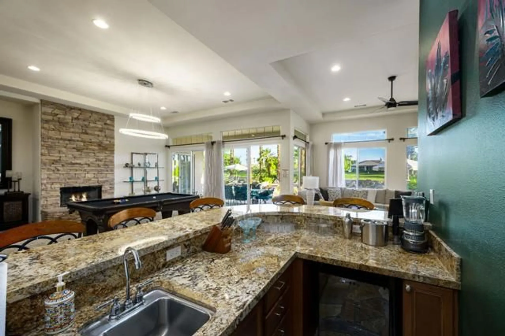 Property Slideshow image 10 of 36 | 81390 golf view dr, La Quinta, CA, 92253