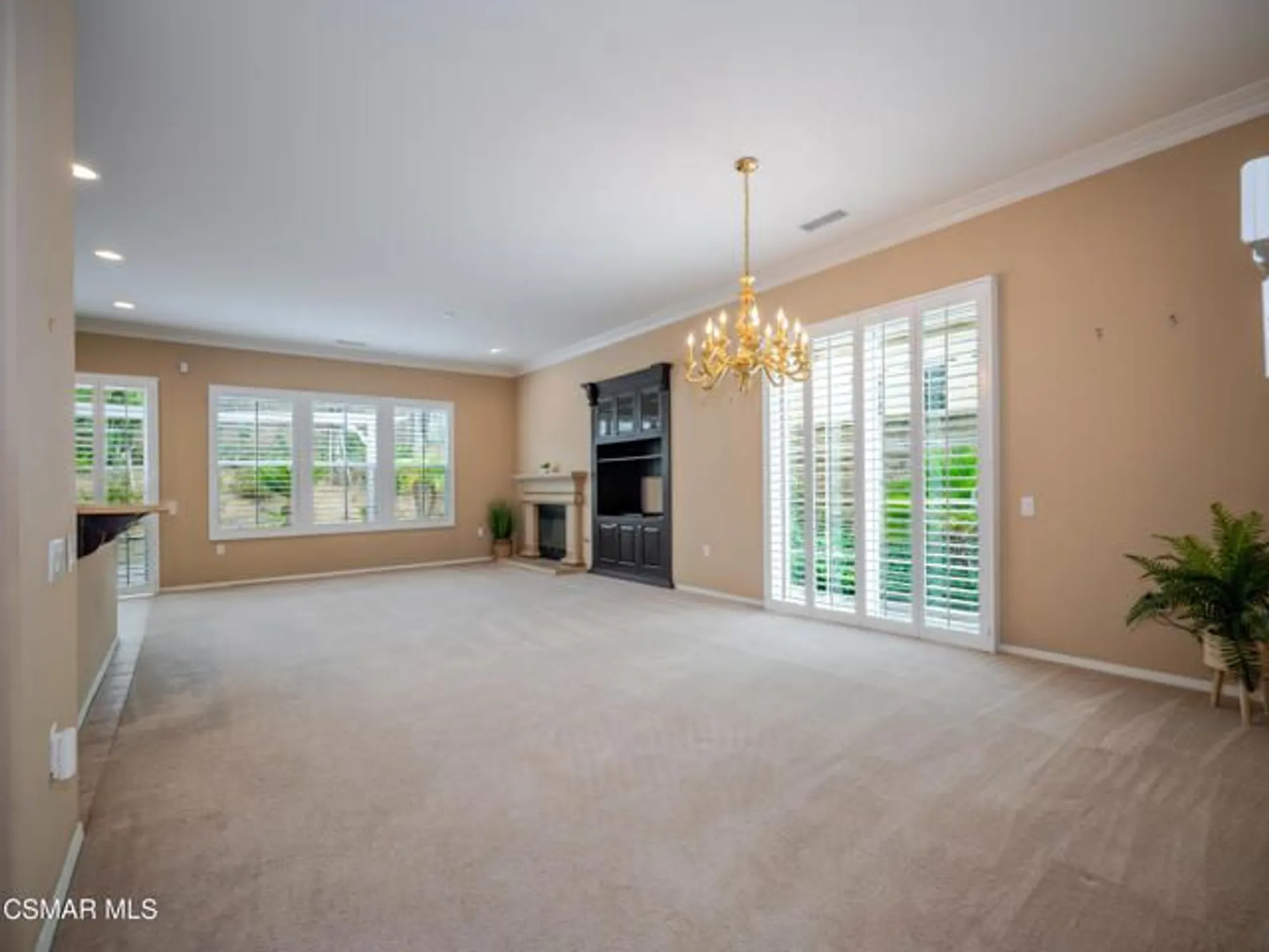 Property Slideshow image 9 of 51 | 23752 noble fir ct, Valencia, CA, 91354