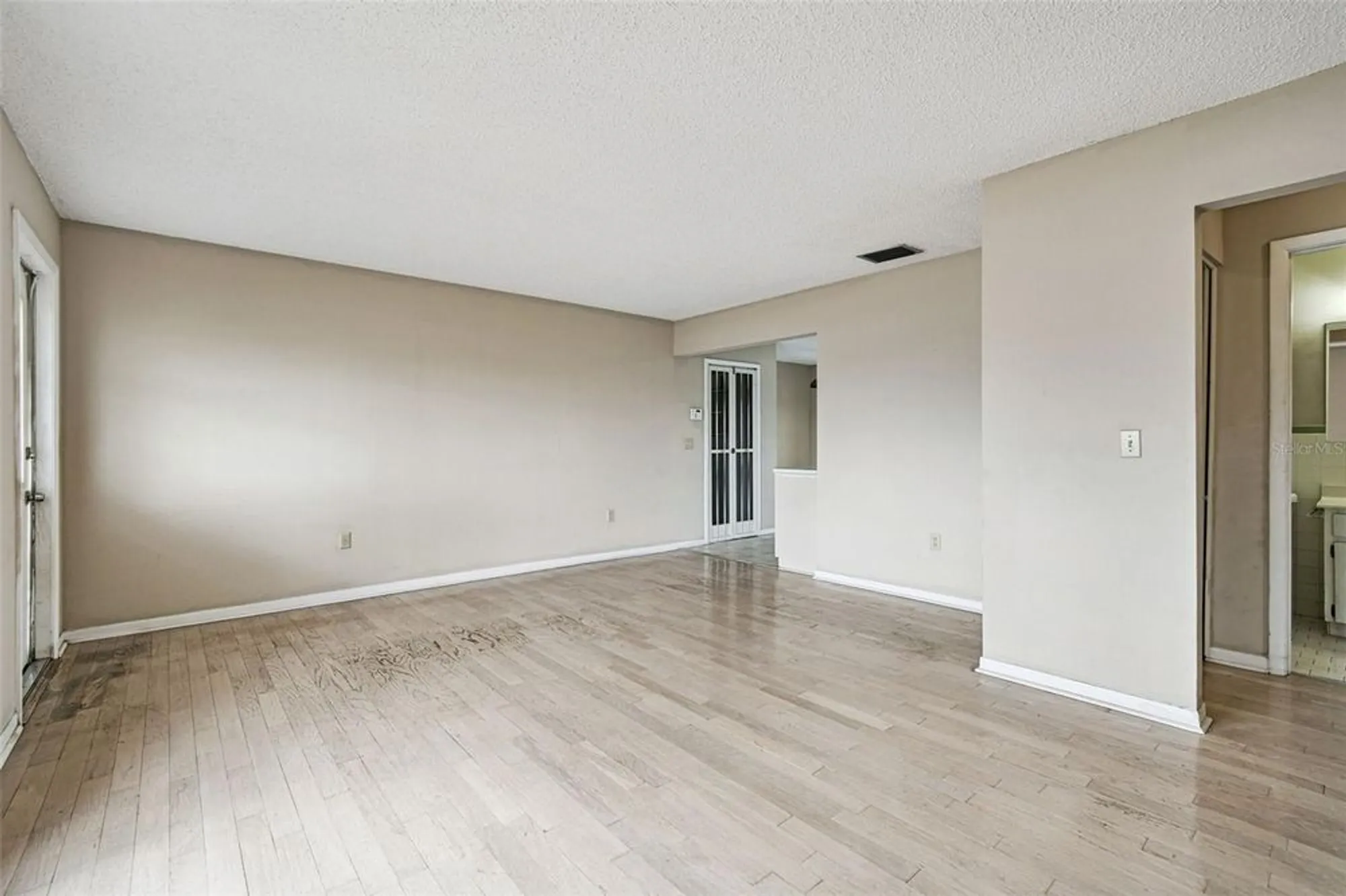 Property Slideshow image 21 of 100 | 1803 pineapple palm ct, Sun City Center, FL, 33573