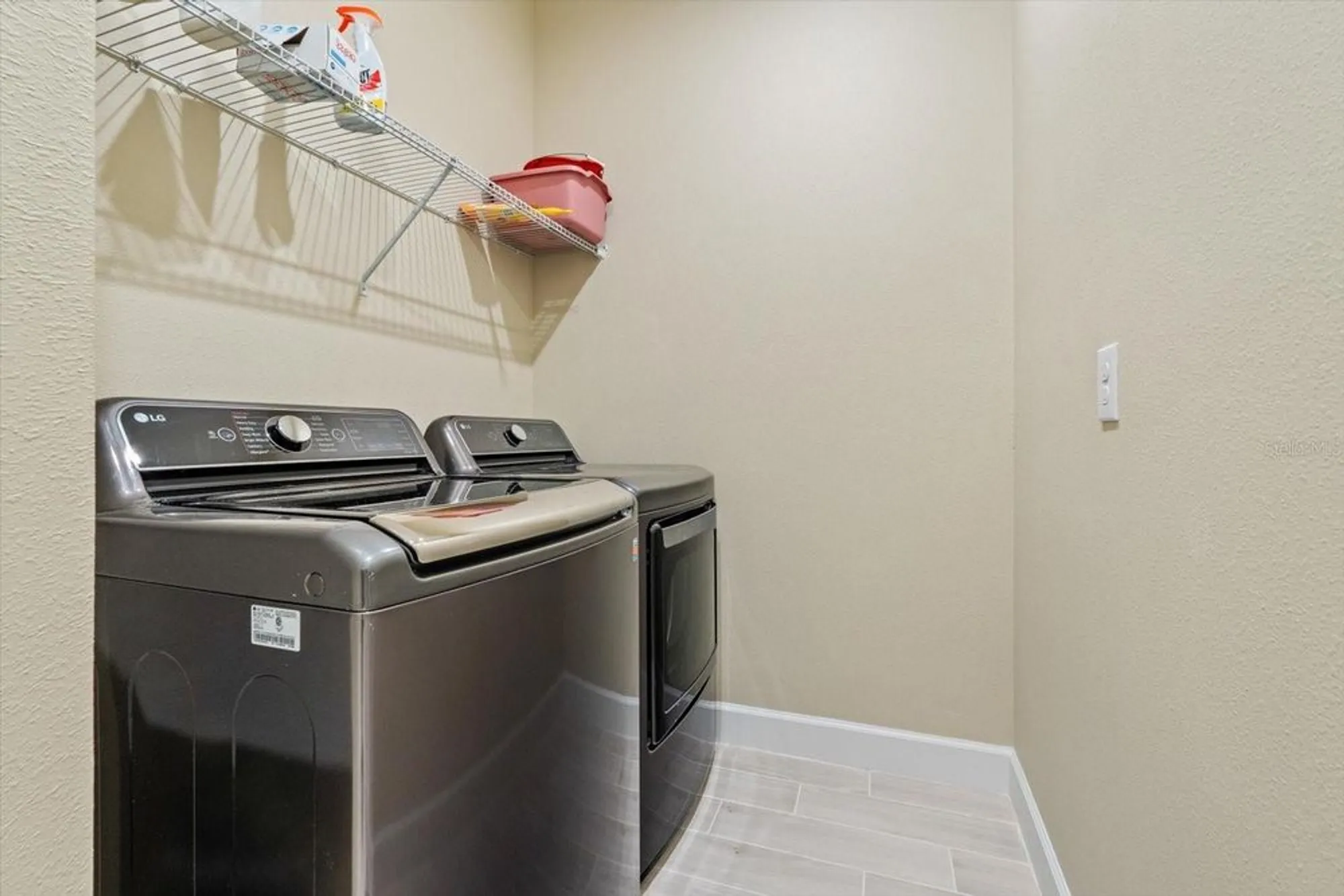 Property Slideshow image 30 of 54 | 11127 devonbridge dr, Palmetto, FL, 34221