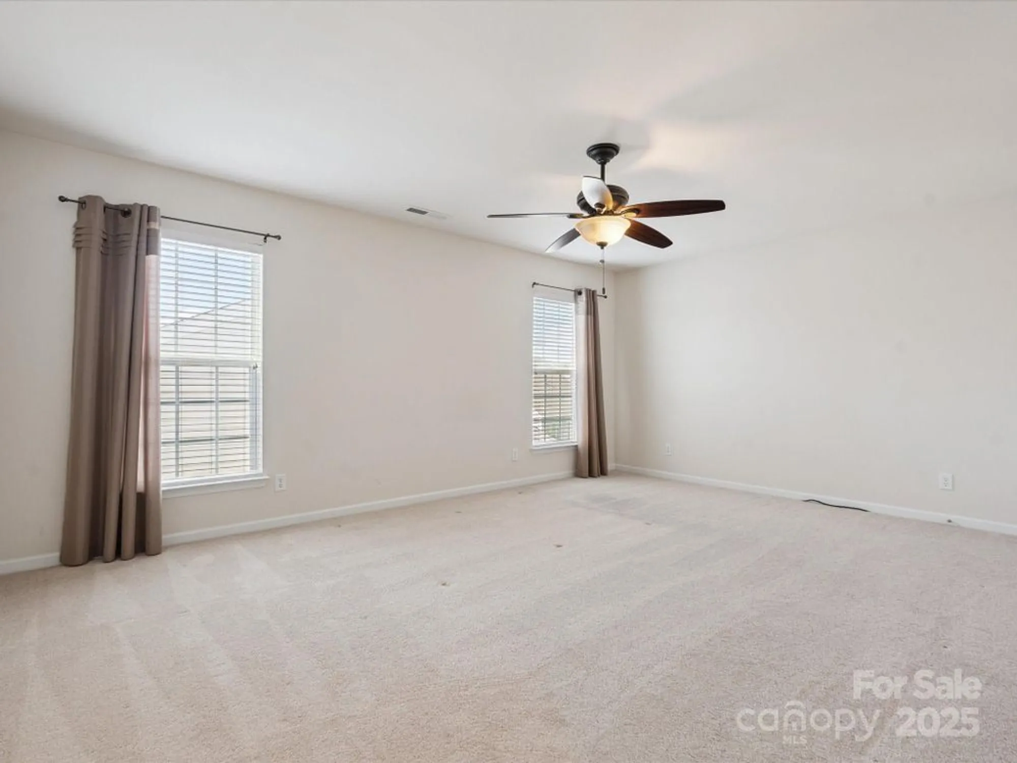 Property Slideshow image 27 of 44 | 8036 crater lake dr, Fort Mill, SC, 29707