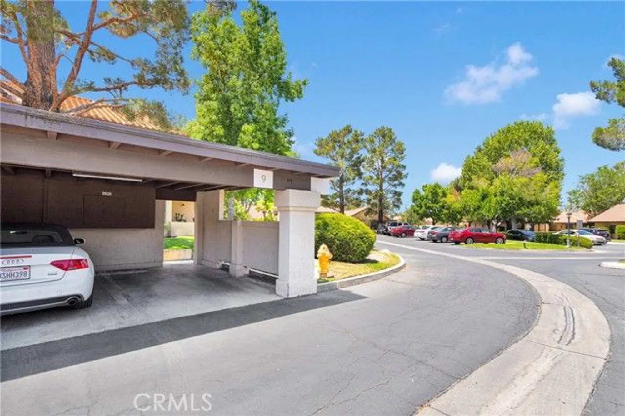 Property Slideshow image 27 of 39 | 19121 palo verde dr, Apple Valley, CA, 92308