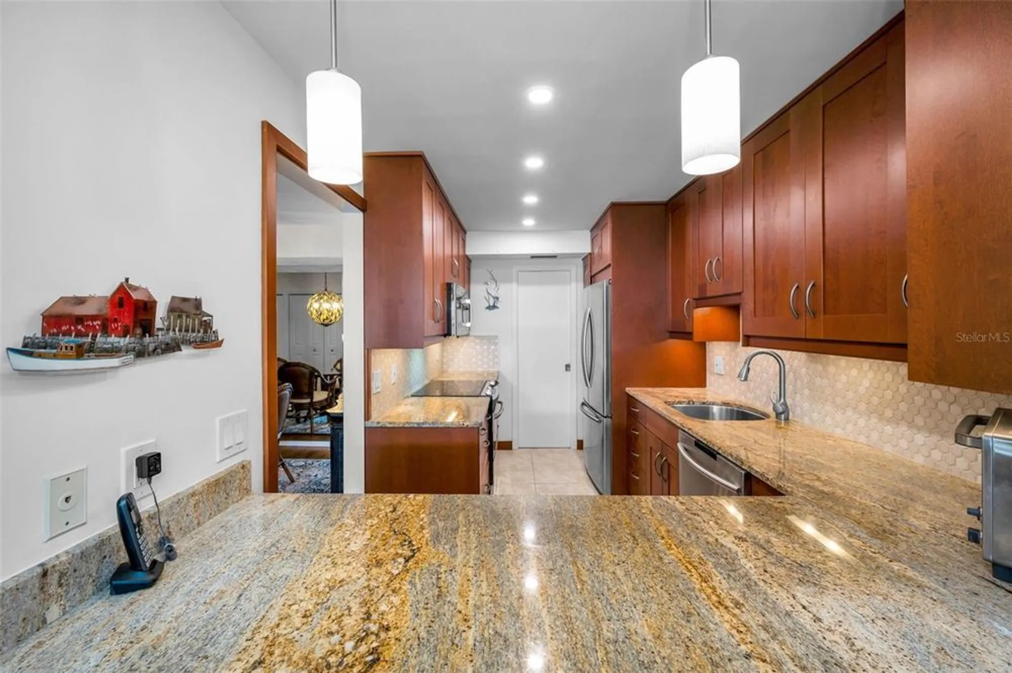 Property Slideshow image 19 of 42 | 632 edgewater dr 433, Dunedin, FL, 34698