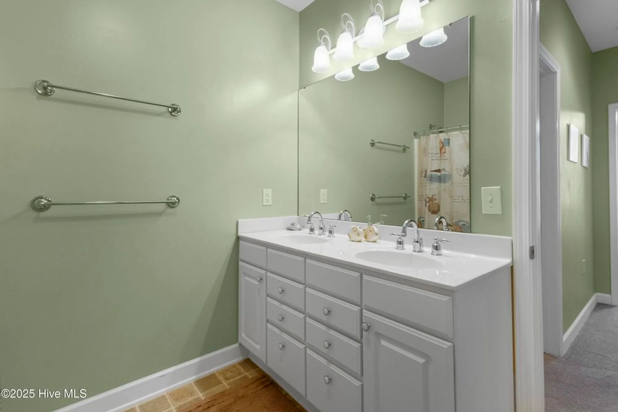 Property Slideshow image 27 of 37 | 395 s crow creek dr 1513, Calabash, NC, 28467