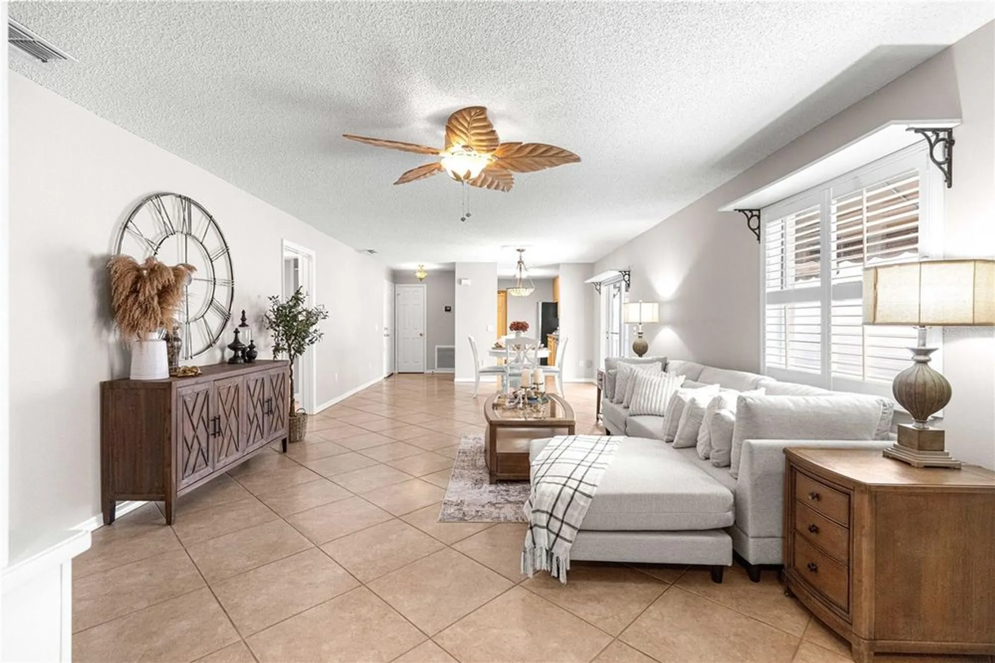 Property Slideshow image 11 of 42 | 748 hernandez dr, The Villages, FL, 32159