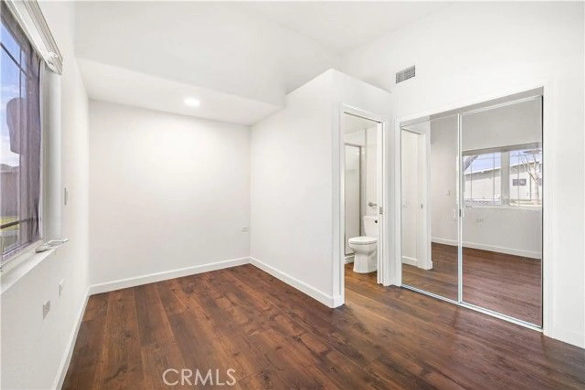 Property Slideshow image 13 of 38 | 1560 interlachen rd, Seal Beach, CA, 90740