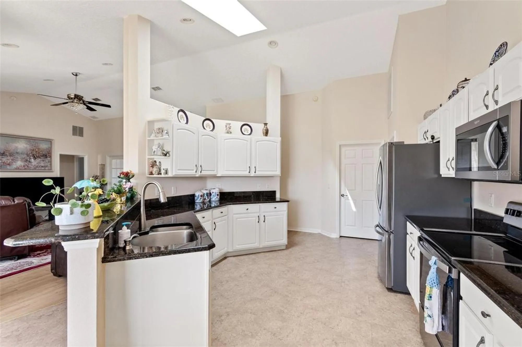 Property Slideshow image 8 of 28 | 5040 nw 35th st, Ocala, FL, 34482