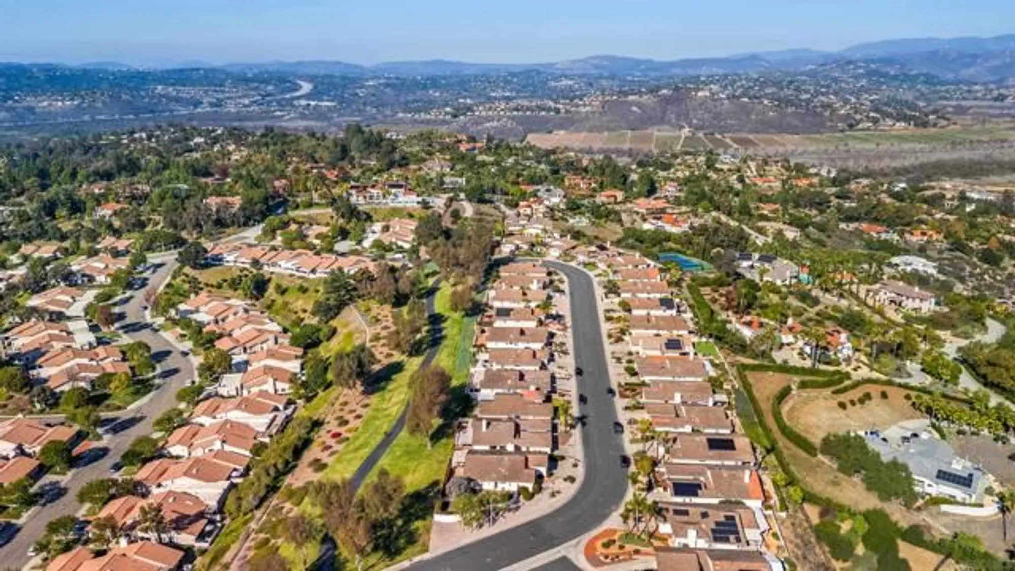 Property Slideshow image 45 of 51 | 18113 calle estepona, San Diego, CA, 92128