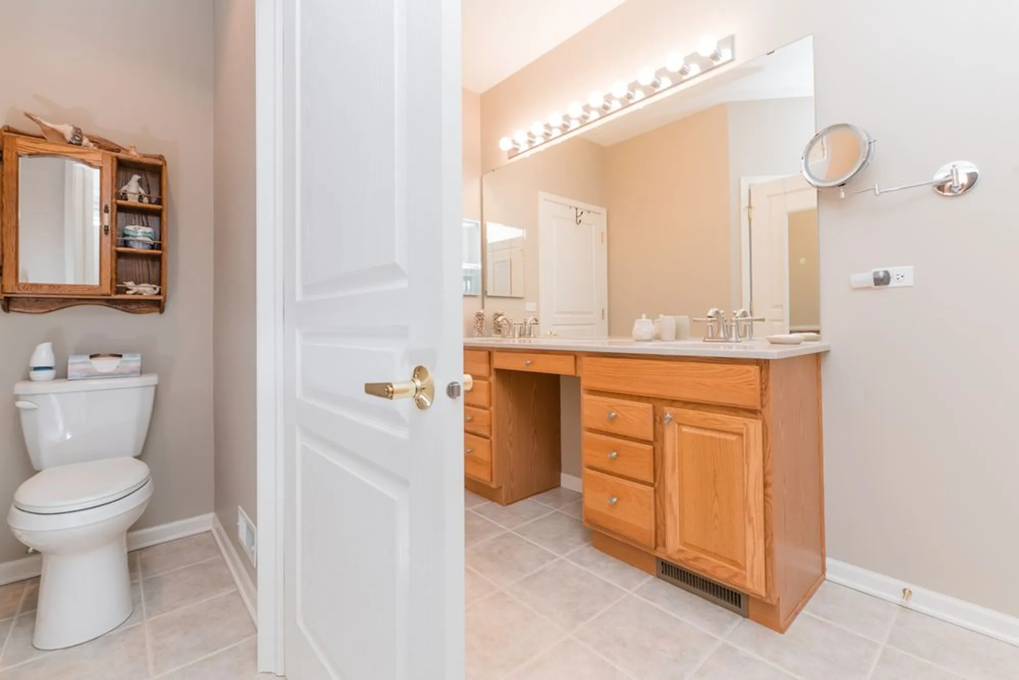 Property Slideshow image 22 of 44 | , Huntley, IL, 60142