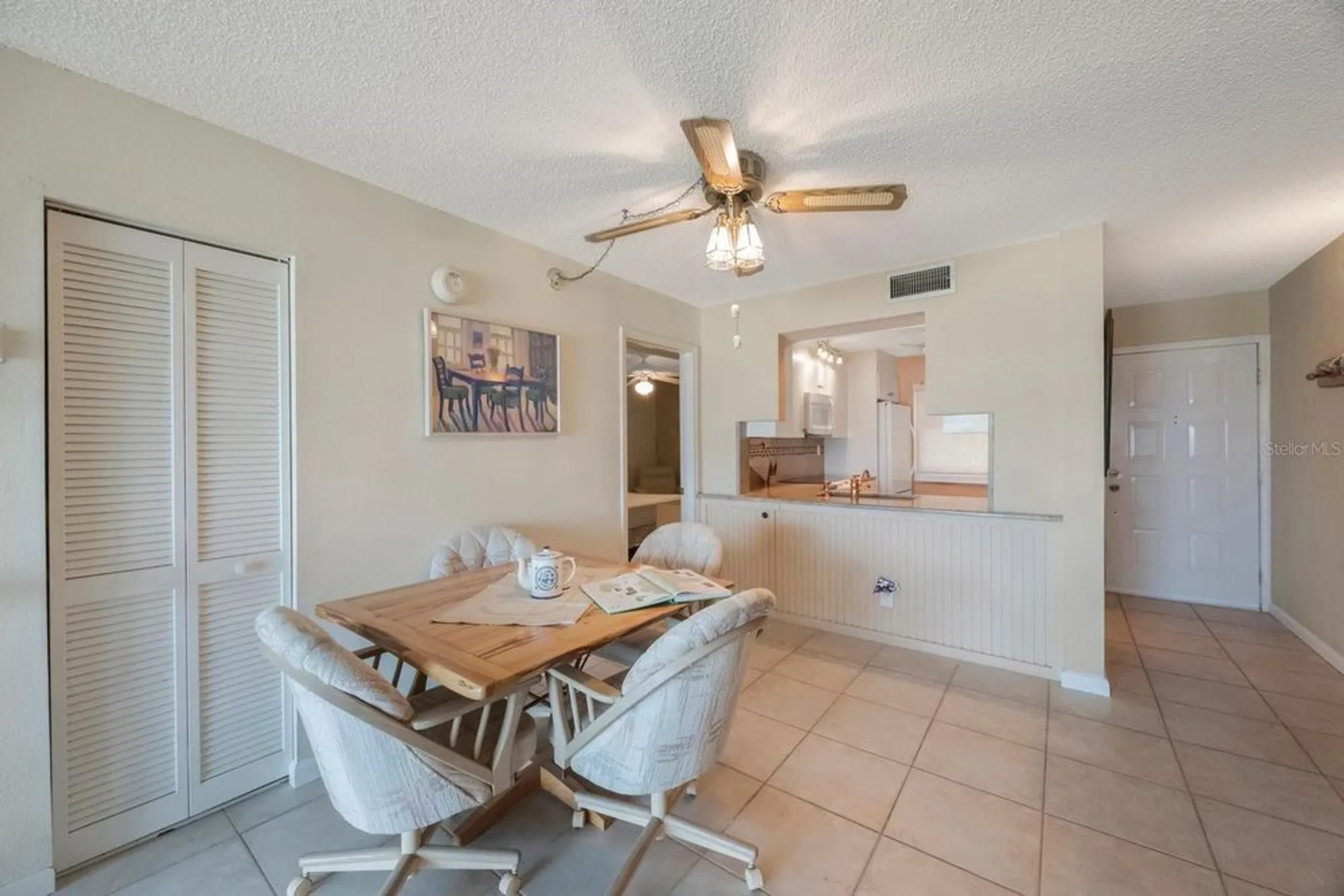 Property Slideshow image 5 of 37 | 6265 sun blvd apt 112, St Petersburg, FL, 33715