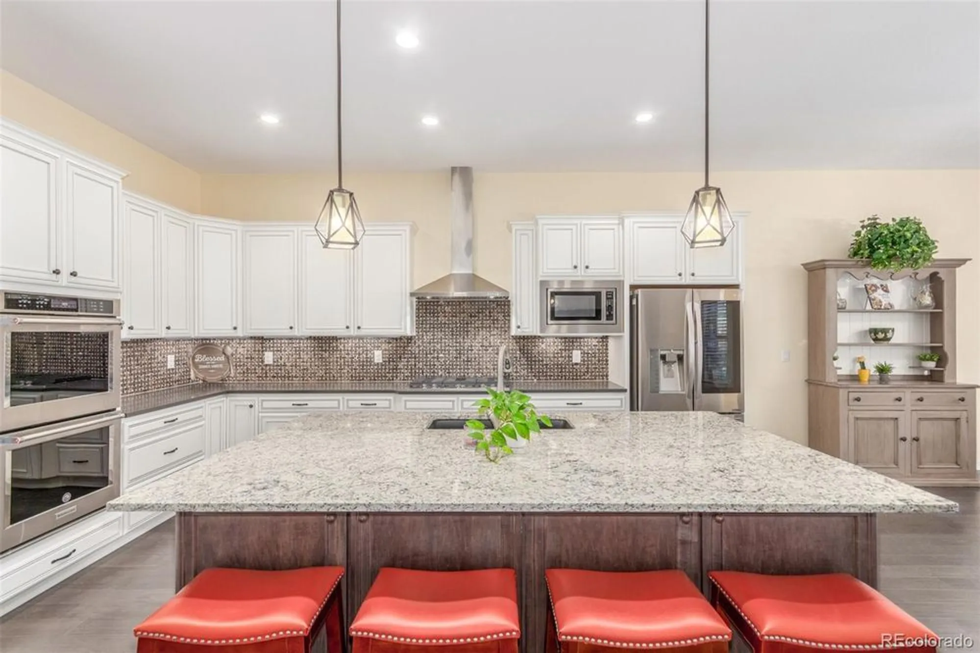 Property Slideshow image 14 of 45 | 22654 e henderson dr, Aurora, CO, 80016