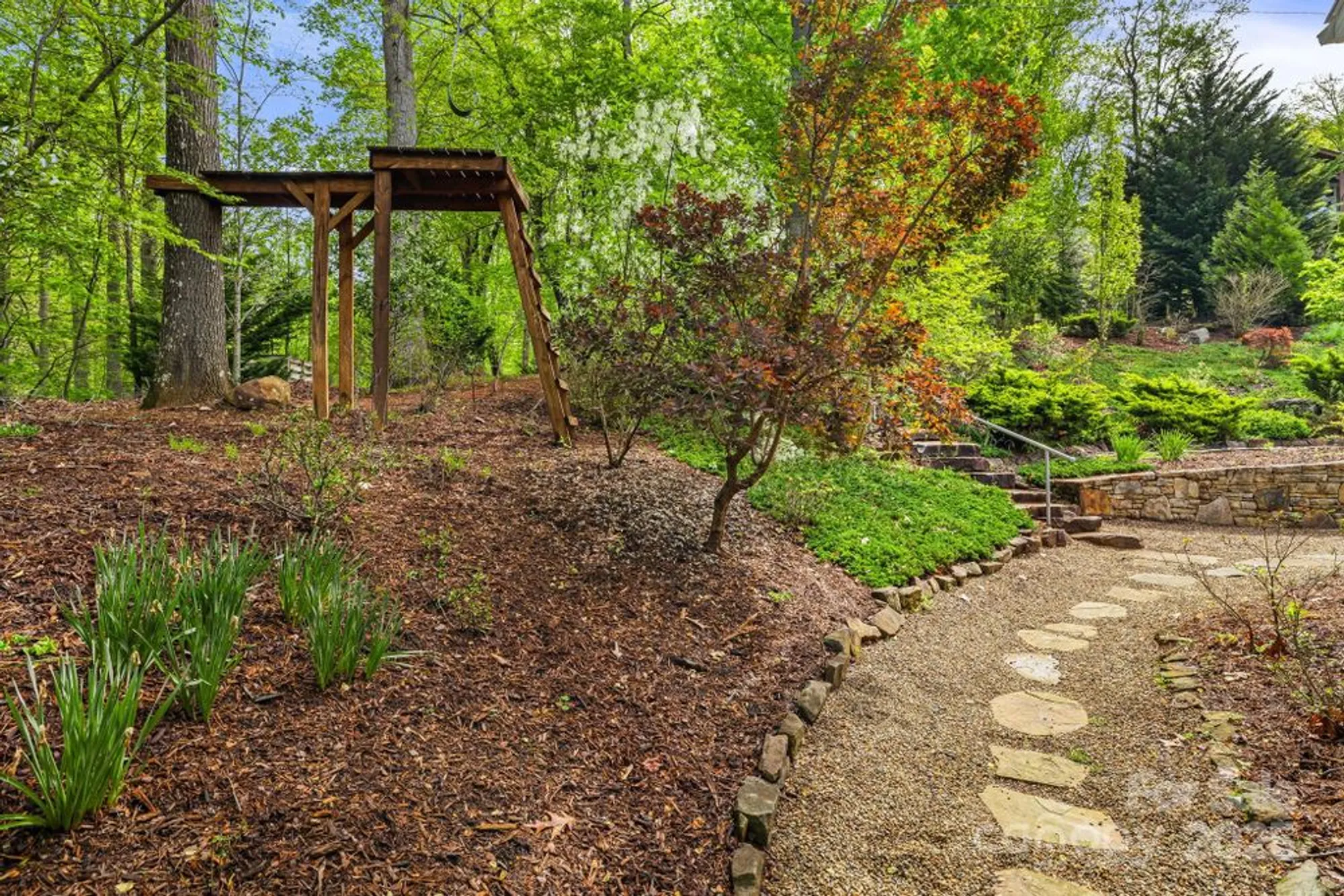 Property Slideshow image 36 of 48 | 14 larue ct, Biltmore Lake, NC, 28715