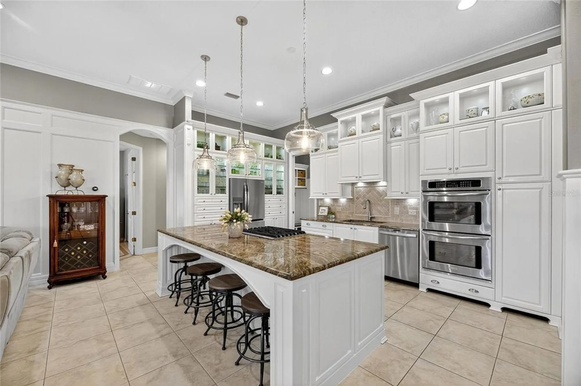 Property Slideshow image 43 of 94 | 539 islebay dr, Apollo Beach, FL, 33572