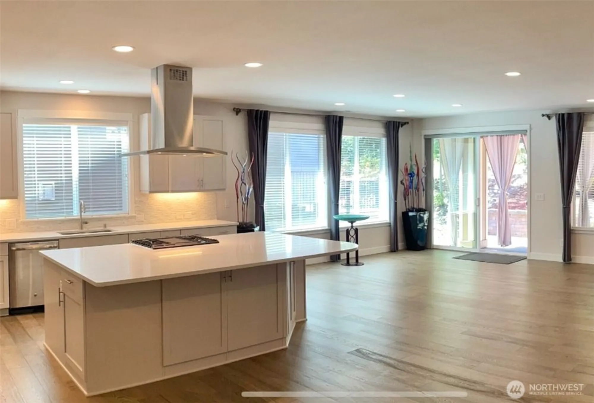 Property Slideshow image 3 of 20 | 5311 waldron dr, Lacey, WA, 98516