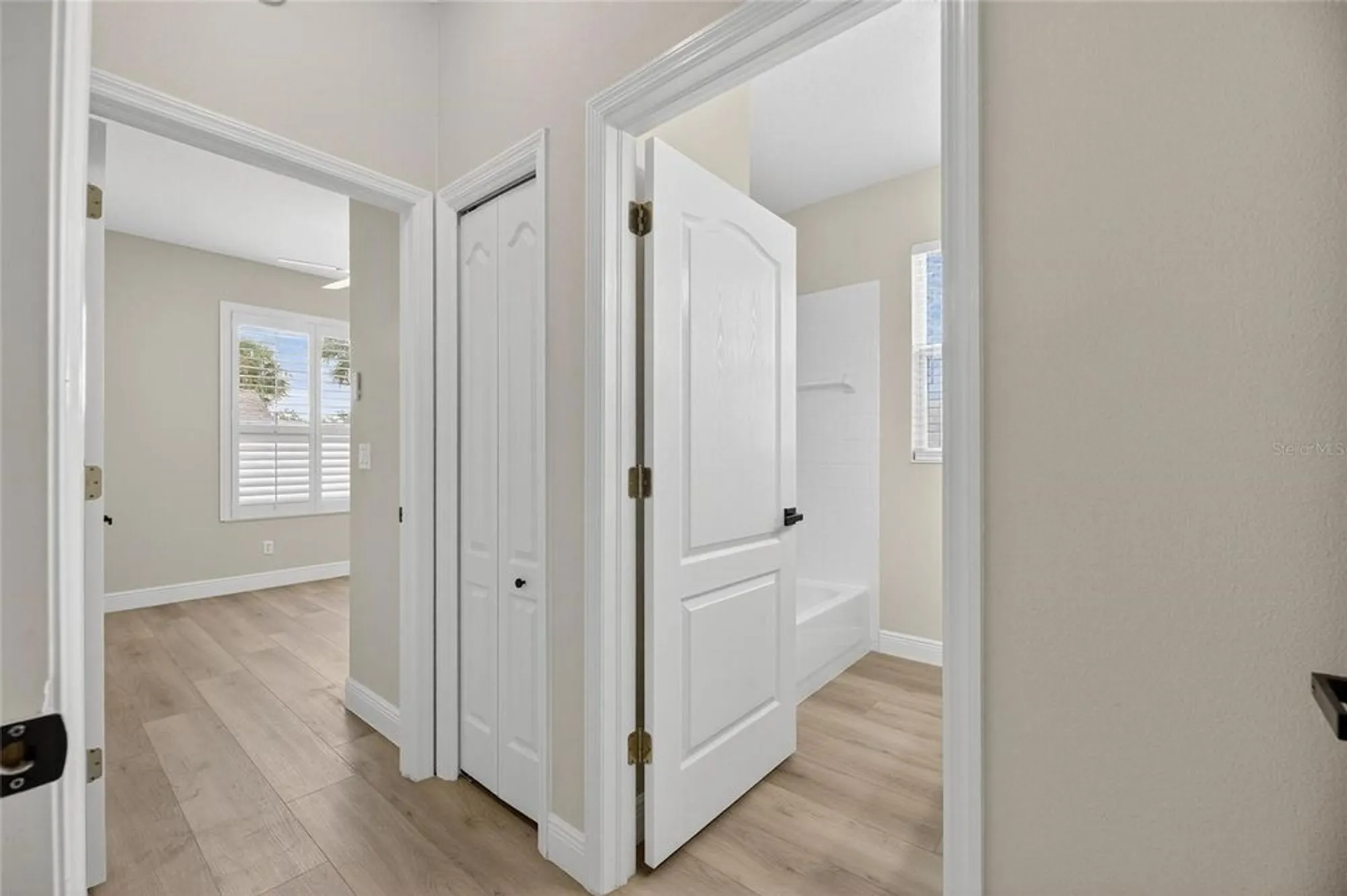 Property Slideshow image 23 of 49 | 1103 villeroy dr, Sun City Center, FL, 33573