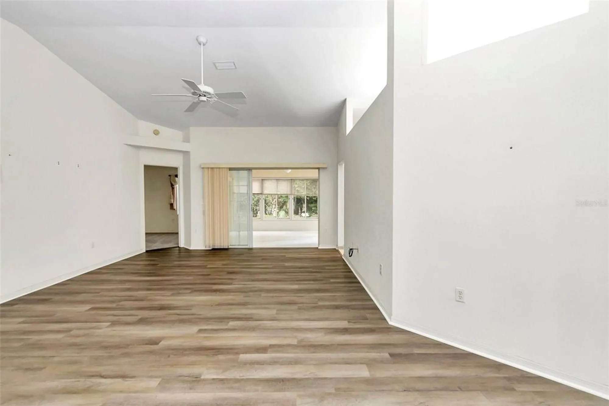 Property Slideshow image 6 of 39 | 11511 sw 72nd cir, Ocala, FL, 34476