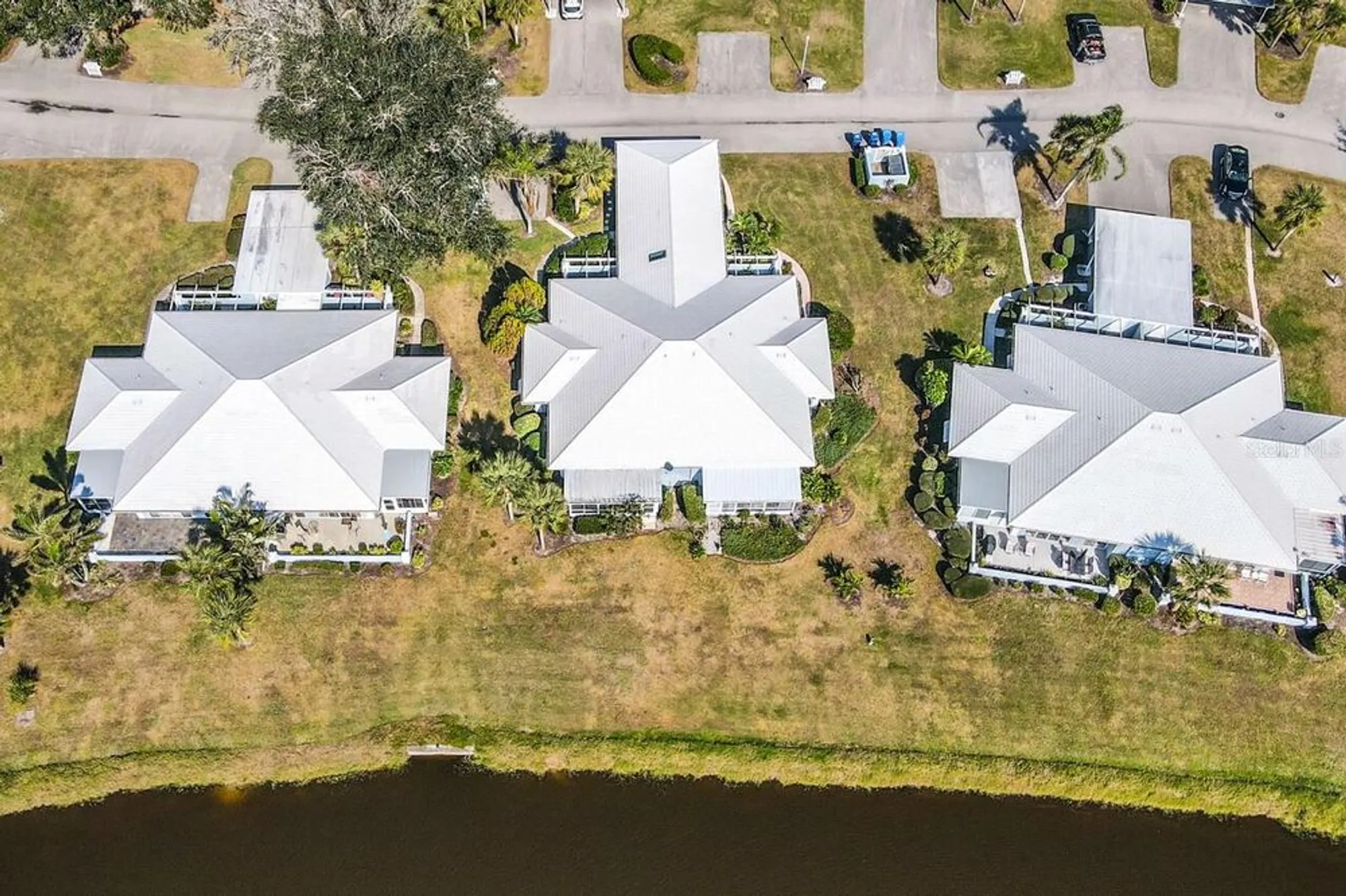 Property Slideshow image 41 of 59 | 450 wexford cir 106, Venice, FL, 34293