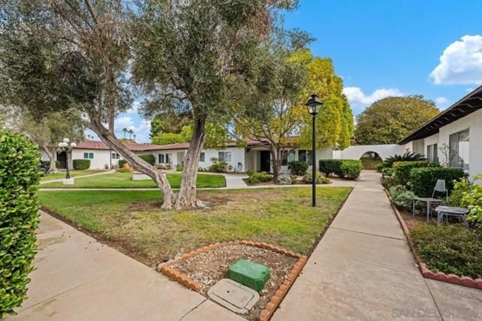 Property Slideshow image 3 of 37 | 16533 caminito vecinos unit 52, San Diego, CA, 92128