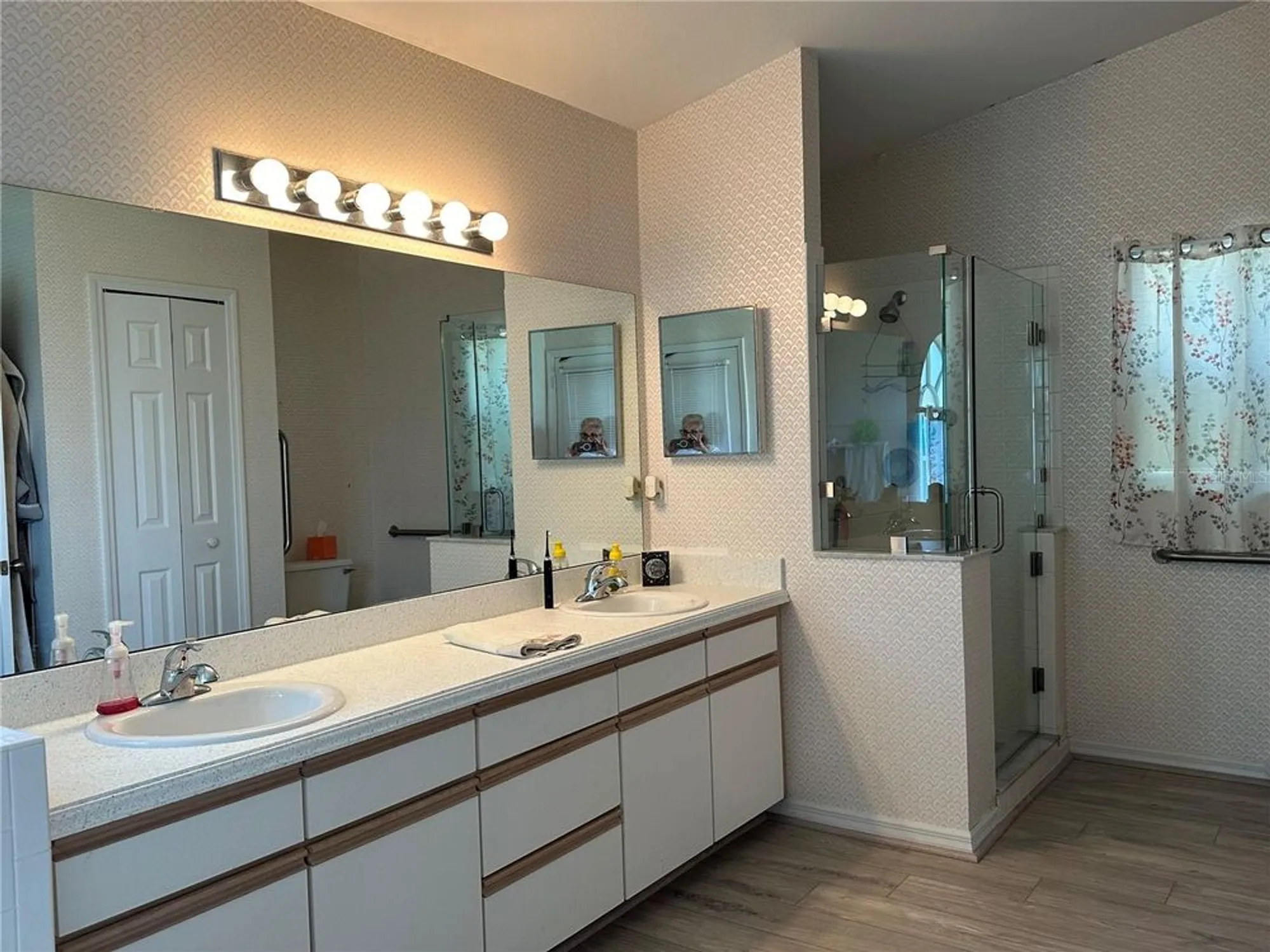 Property Slideshow image 22 of 31 | 25313 jasmine ct, Leesburg, FL, 34748