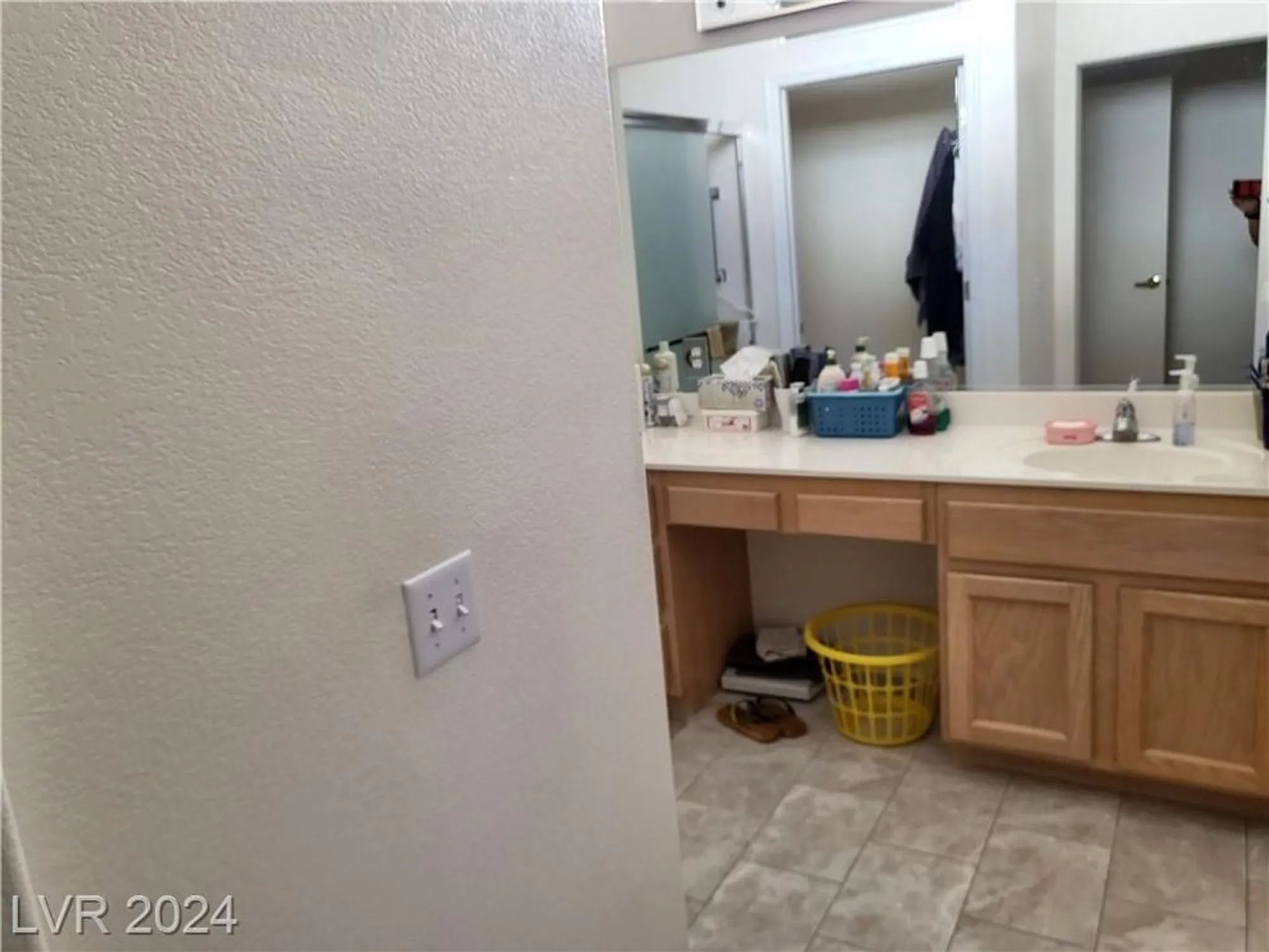 Property Slideshow image 12 of 17 | 9916 villa ridge dr, Las Vegas, NV, 89134