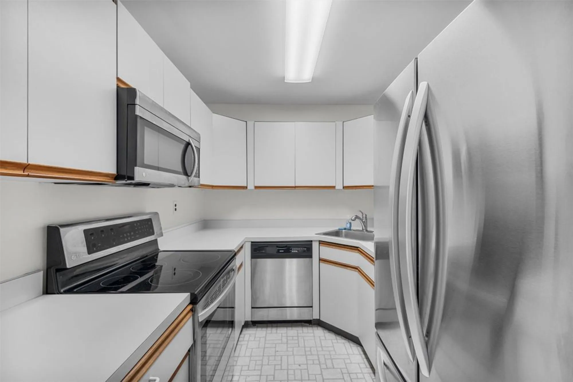 Property Slideshow image 10 of 37 | 156 carriage ct g, Yorktown Heights, NY, 10598