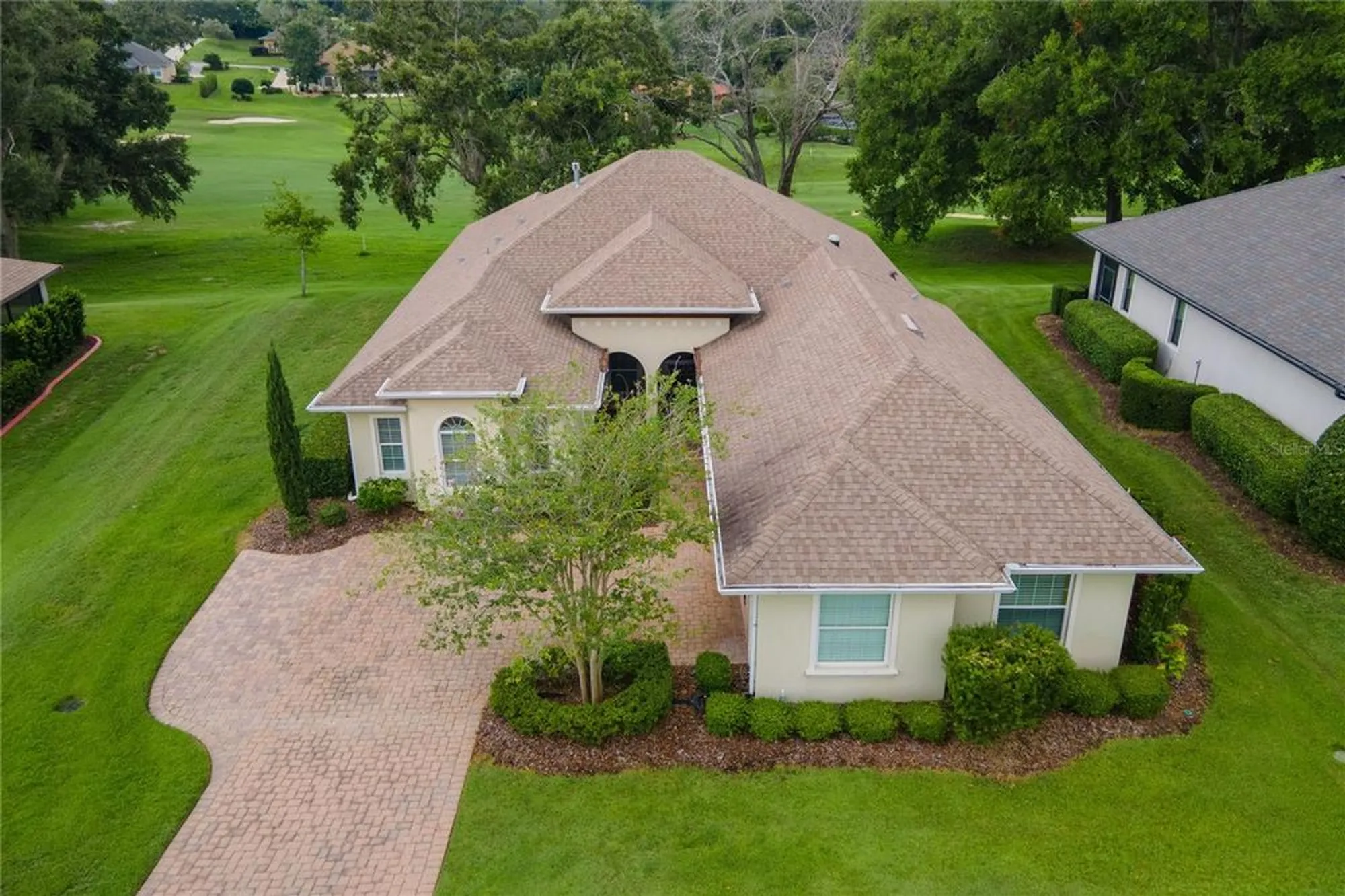 Property Slideshow image 8 of 54 | 5312 meadow hill loop, Lady Lake, FL, 32159