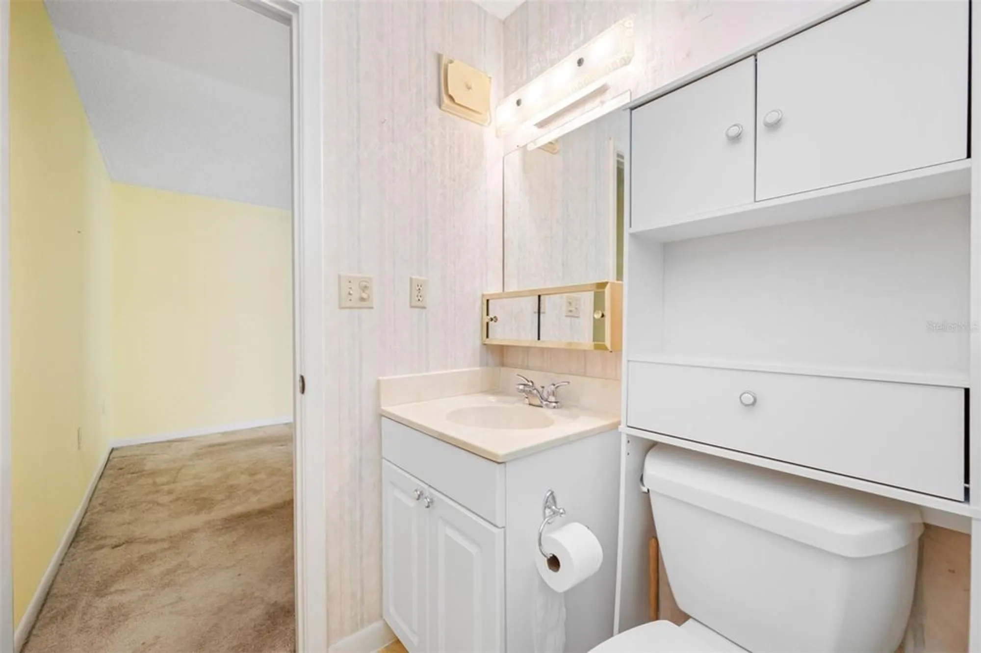 Property Slideshow image 19 of 44 | 5521 80th st n unit 310, St Petersburg, FL, 33709