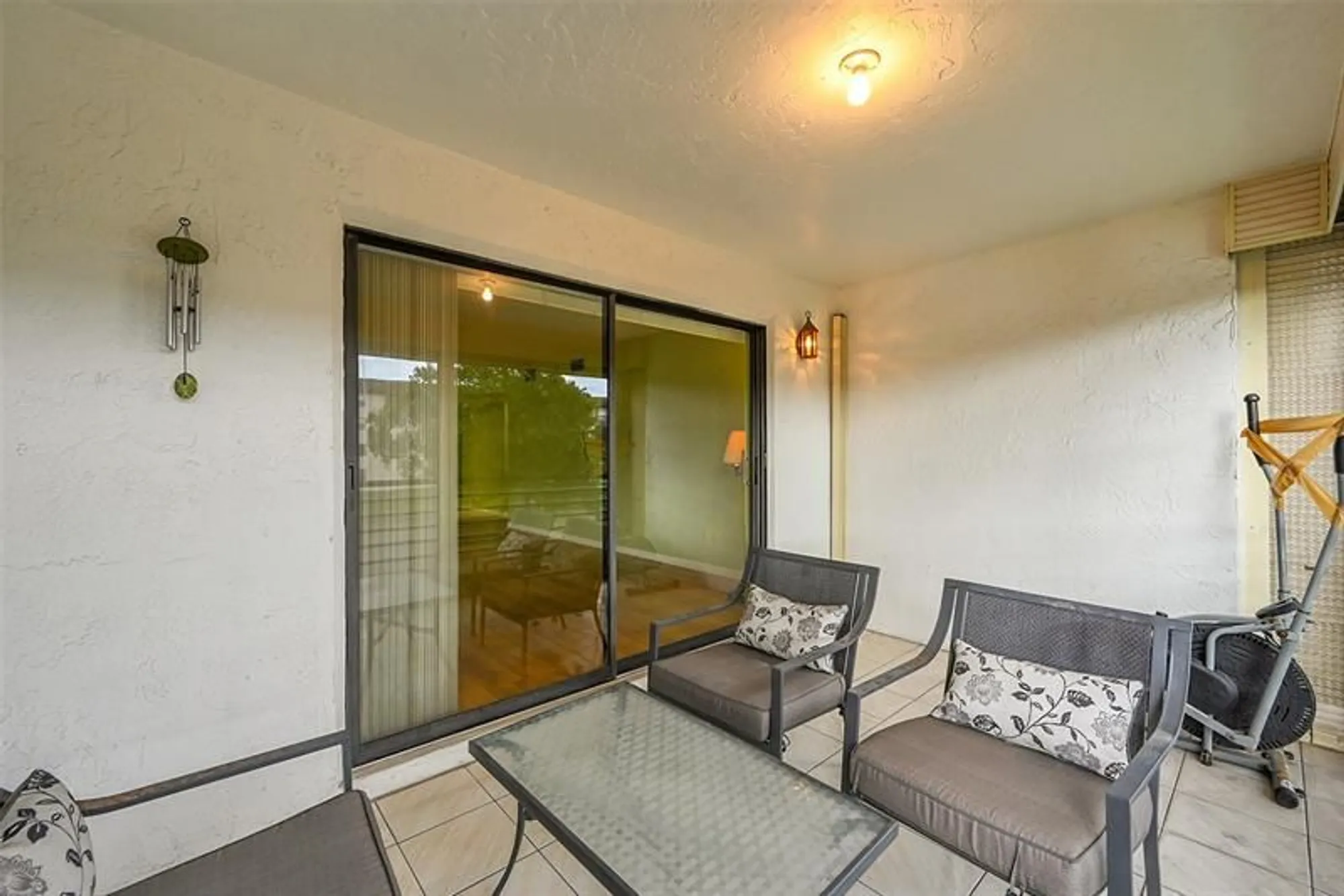 Property Slideshow image 34 of 64 | 4940 e sabal palm blvd apt 202, Tamarac, FL, 33319