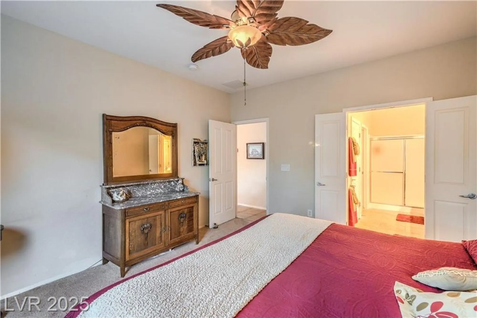 Property Slideshow image 19 of 62 | 2467 moonlight valley ave, Henderson, NV, 89044