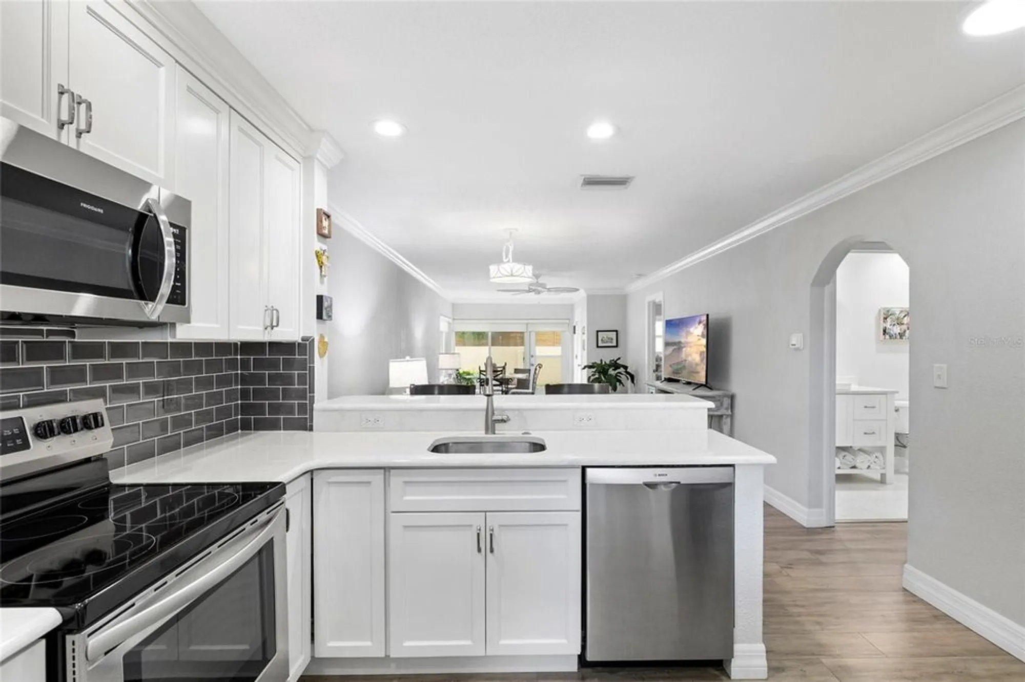 Property Slideshow image 6 of 24 | 1701 pinehurst rd 17g, Dunedin, FL, 34698