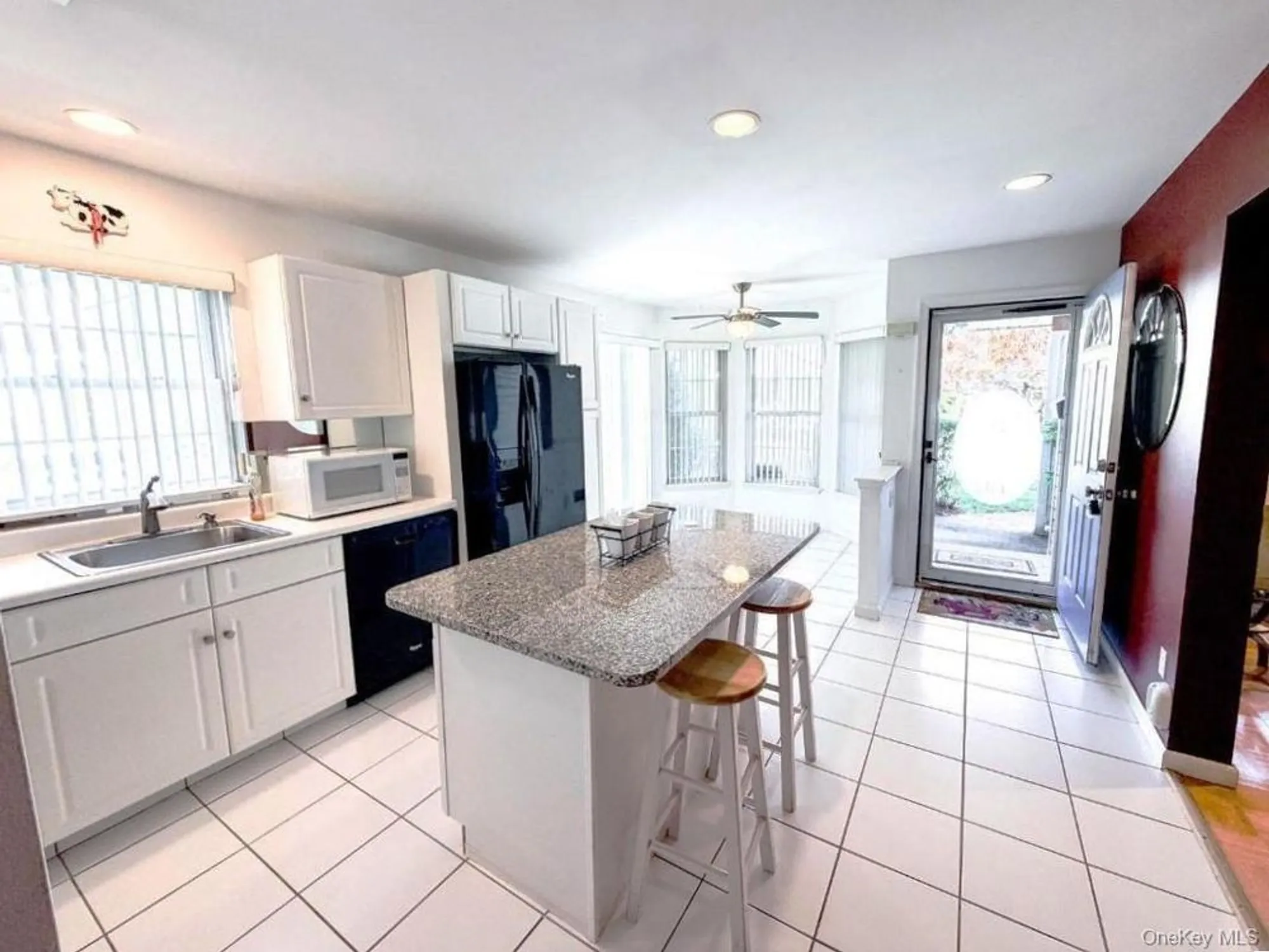 Property Slideshow image 5 of 25 | 1 willow ct, Manorville, NY, 11949
