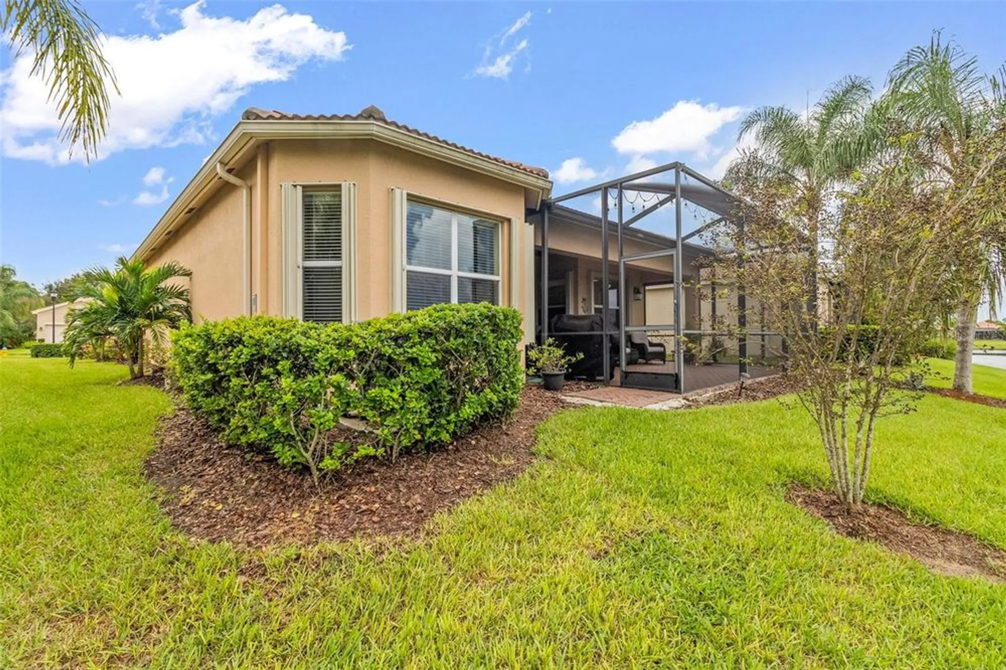 Property Slideshow image 46 of 49 | 16133 coquina bay ln, Wimauma, FL, 33598