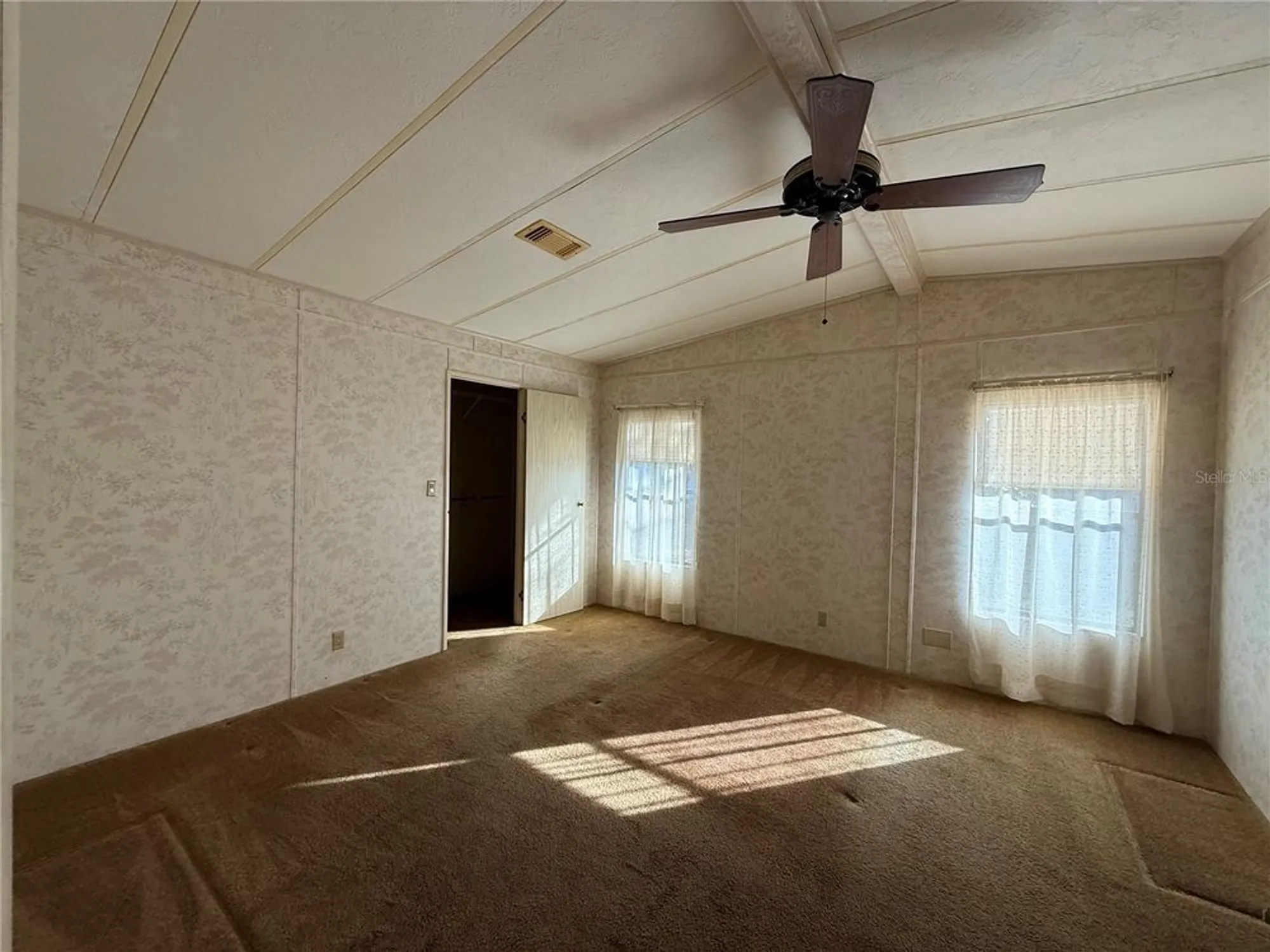 Property Slideshow image 9 of 29 | 108 winterberry ave, Wildwood, FL, 34785