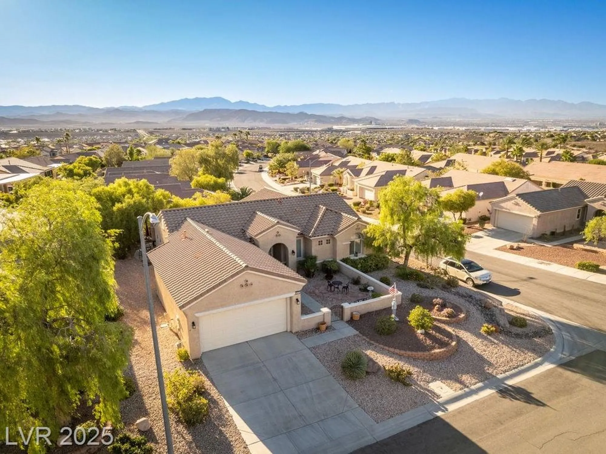 Property Slideshow image 40 of 53 | 2315 sand lily st, Henderson, NV, 89052