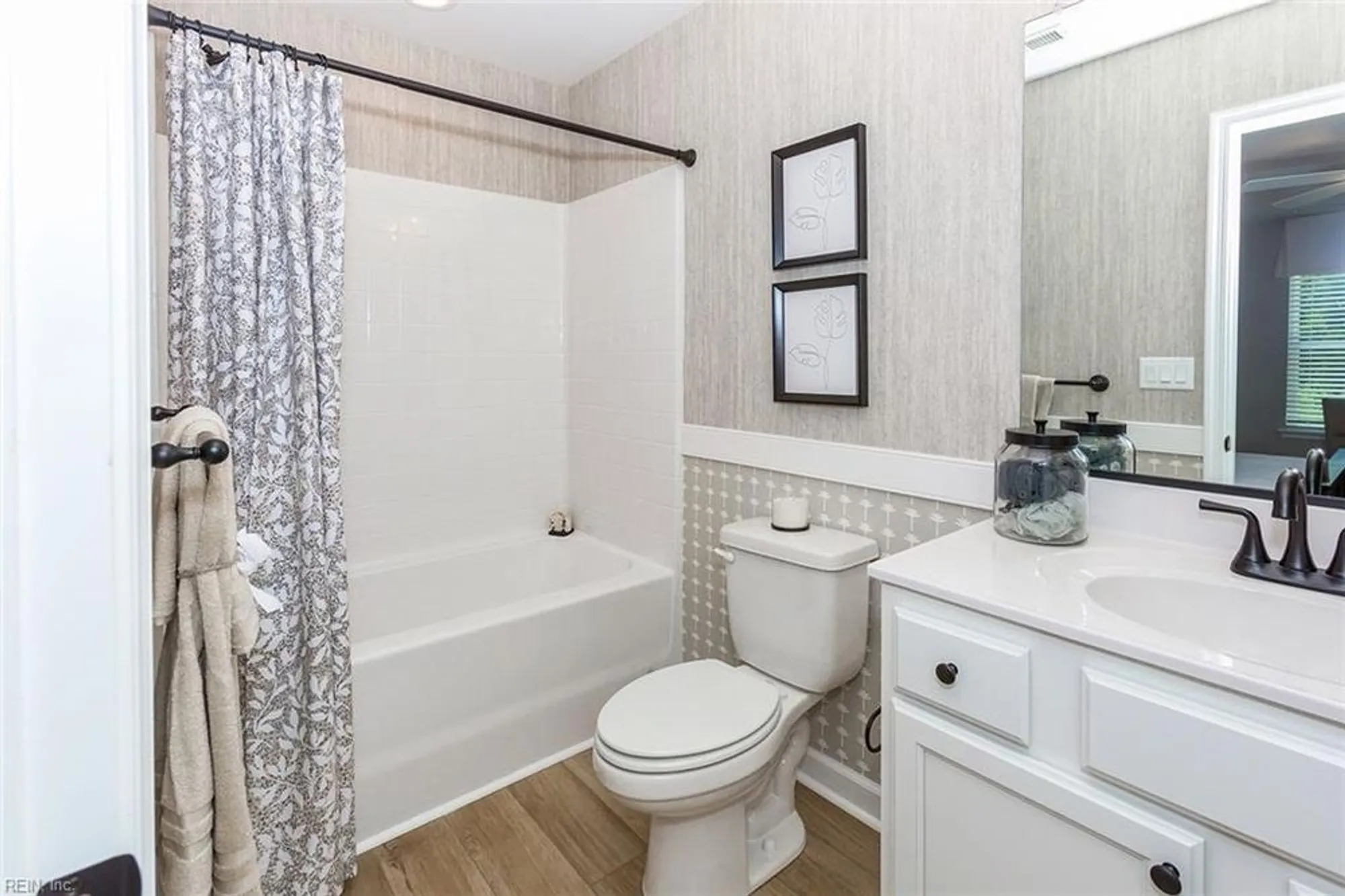 Property Slideshow image 43 of 46 | 1000 regal rd a, Suffolk, VA, 23434