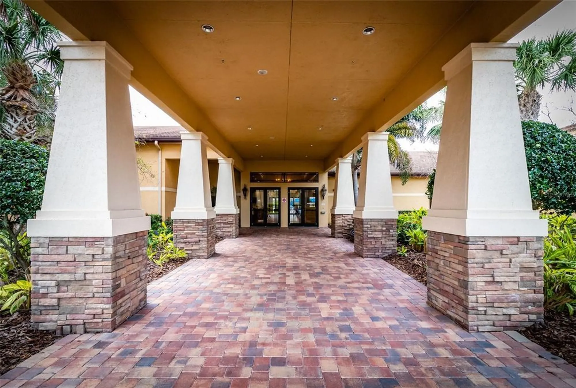 Property Slideshow image 75 of 87 | 4938 grand banks dr, Wimauma, FL, 33598