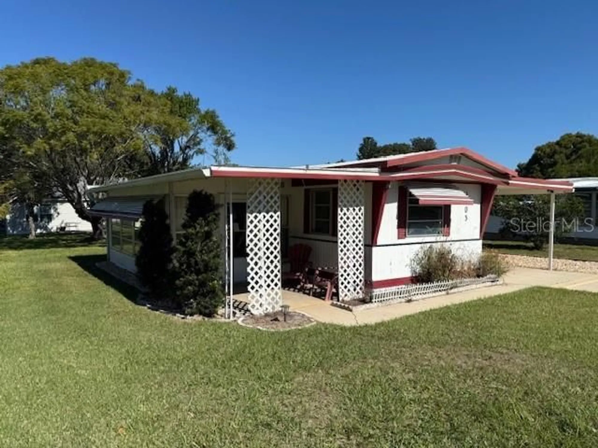 Property Slideshow image 2 of 39 | 1003 vermont ave, Lady Lake, FL, 32159