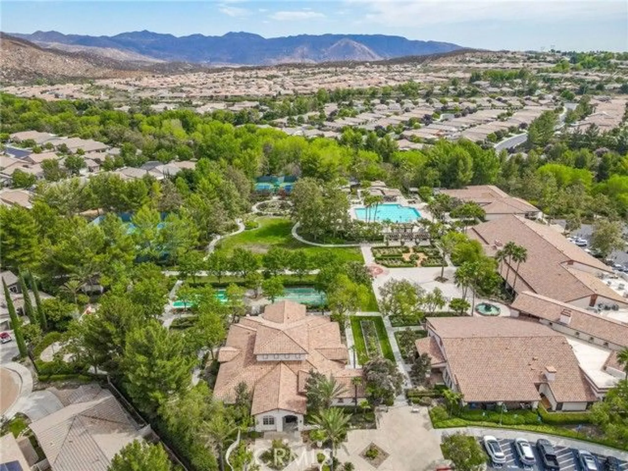 Property Slideshow image 45 of 62 | 126 thistle crk, Beaumont, CA, 92223