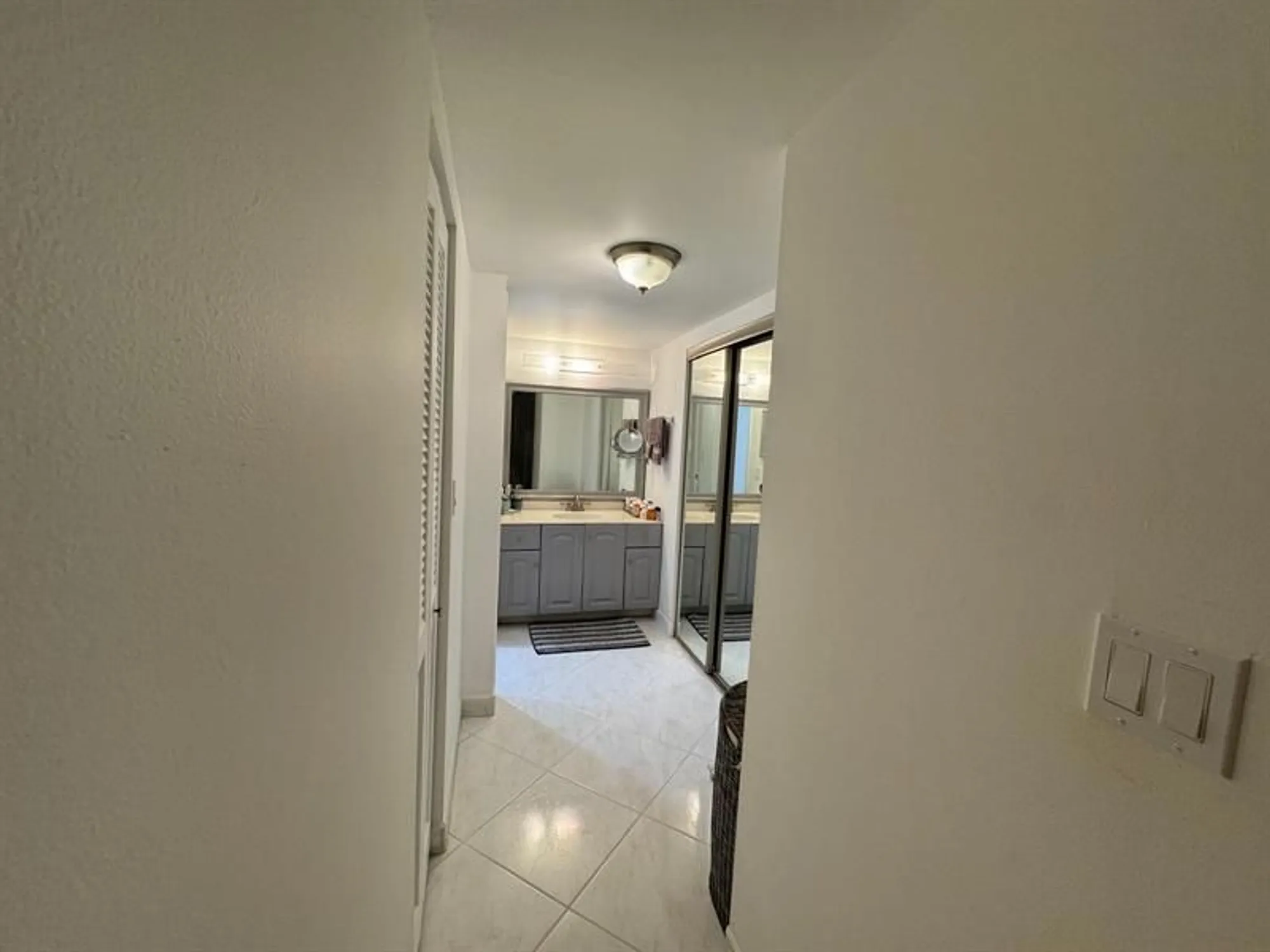 Property Slideshow image 30 of 40 | 6701 n university dr apt 216, Tamarac, FL, 33321